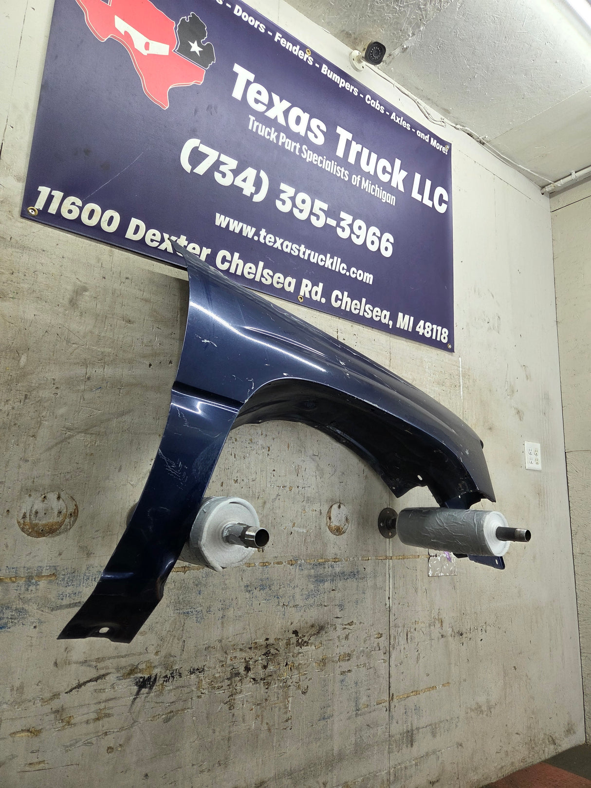 1999-2002 Chevrolet Silverado / Tahoe / Suburban 1500 2500 3500 HD Passenger Front Fender