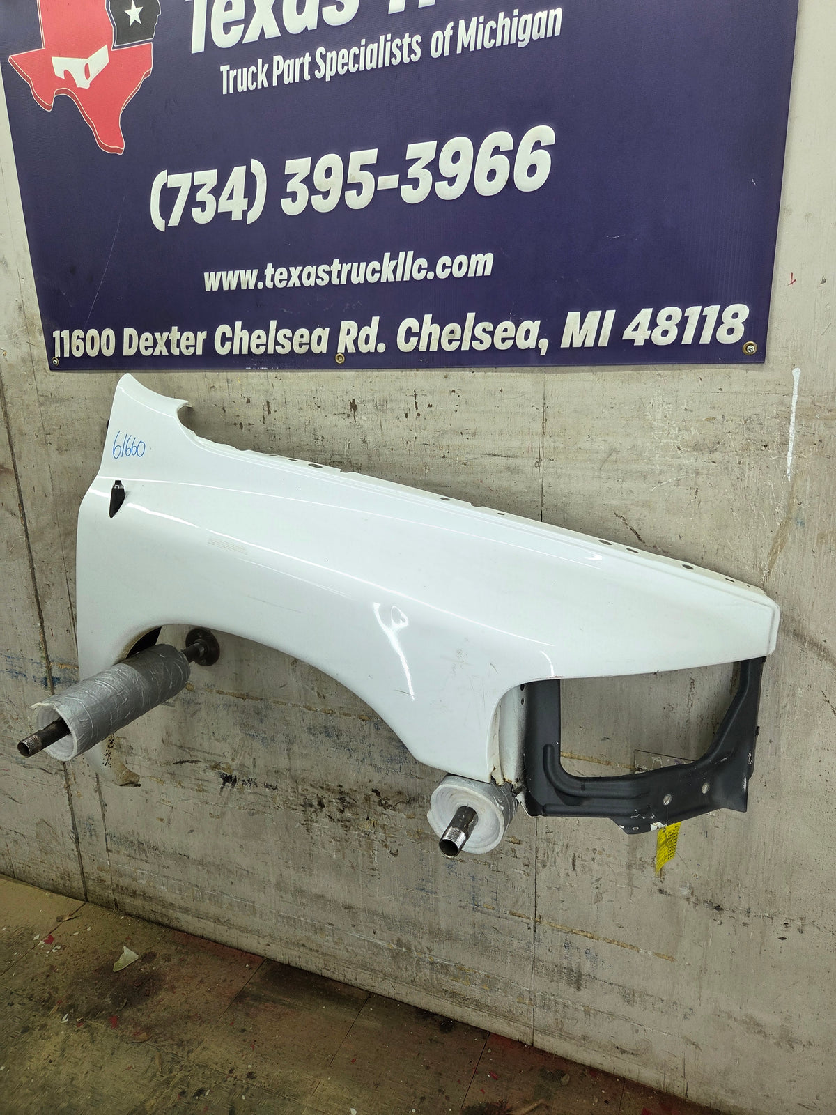 2003-2005 Dodge Ram 3rd Gen 1500 2500 3500 RH Passenger Side Fender