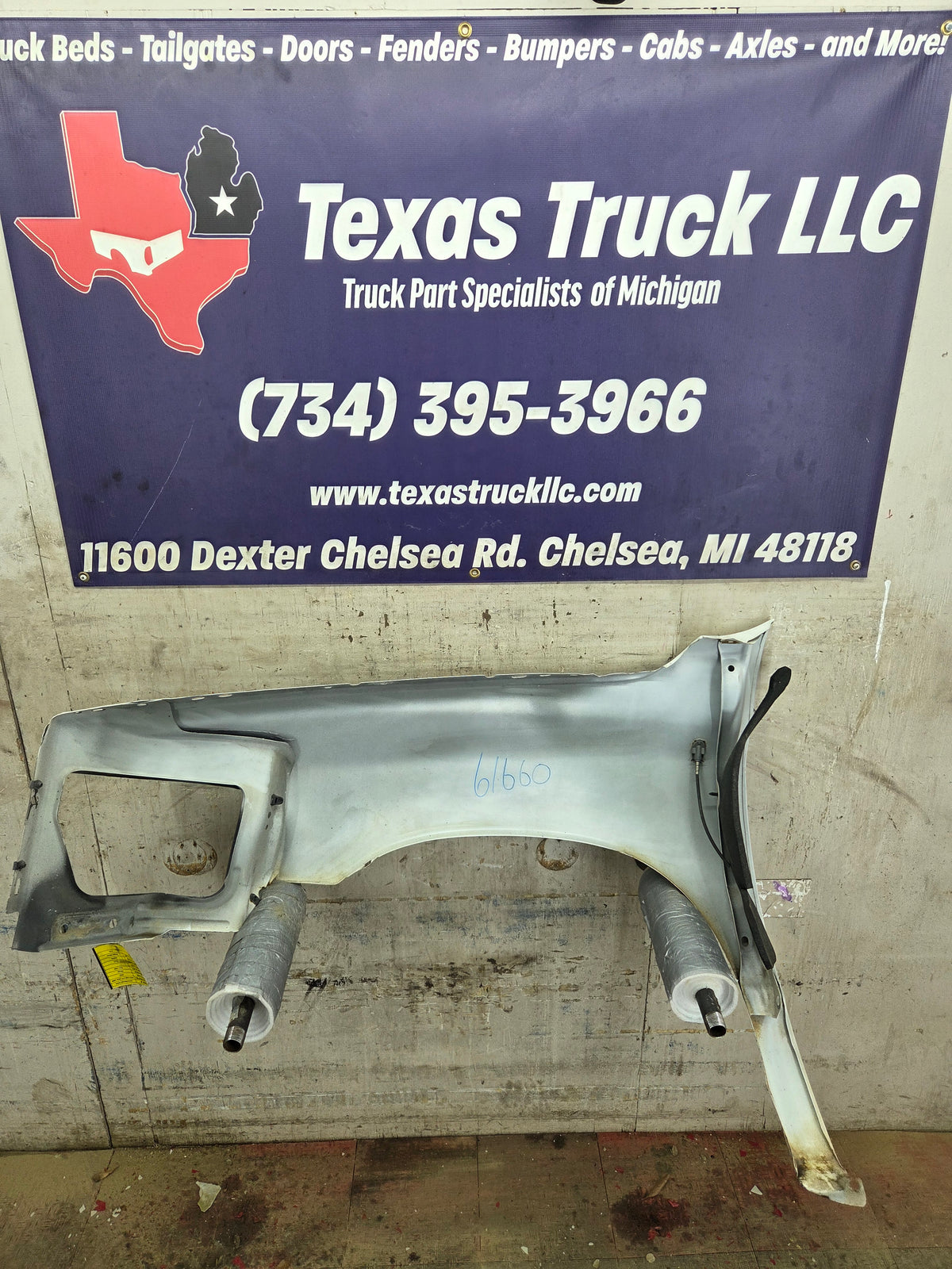 2003-2005 Dodge Ram 3rd Gen 1500 2500 3500 RH Passenger Side Fender