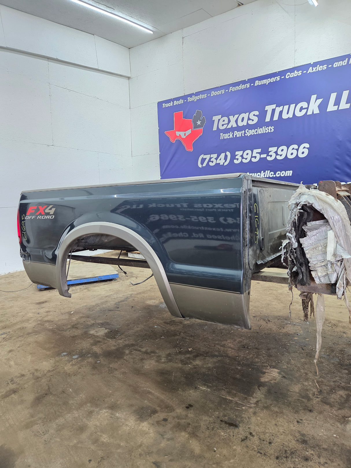 1999-2010 Ford Super Duty F250 F350 6' 9" Short Truck Bed