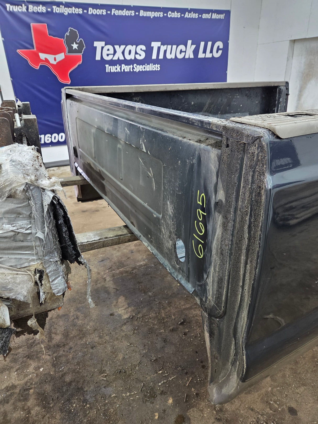 1999-2010 Ford Super Duty F250 F350 6' 9" Short Truck Bed