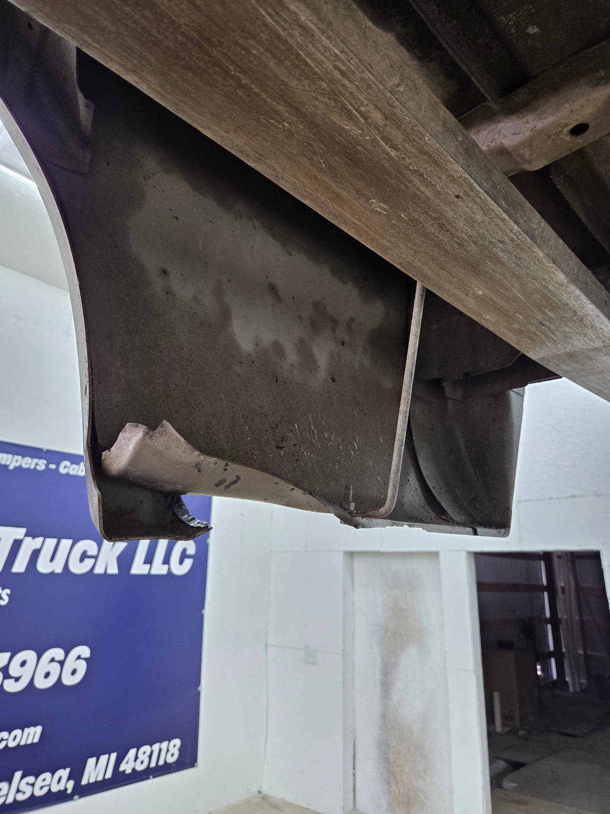 1999-2010 Ford Super Duty F250 F350 6' 9" Short Truck Bed