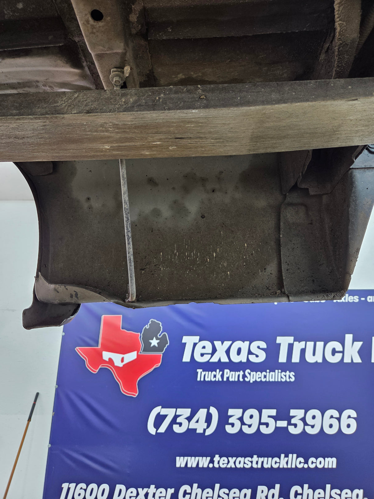 1999-2010 Ford Super Duty F250 F350 6' 9" Short Truck Bed
