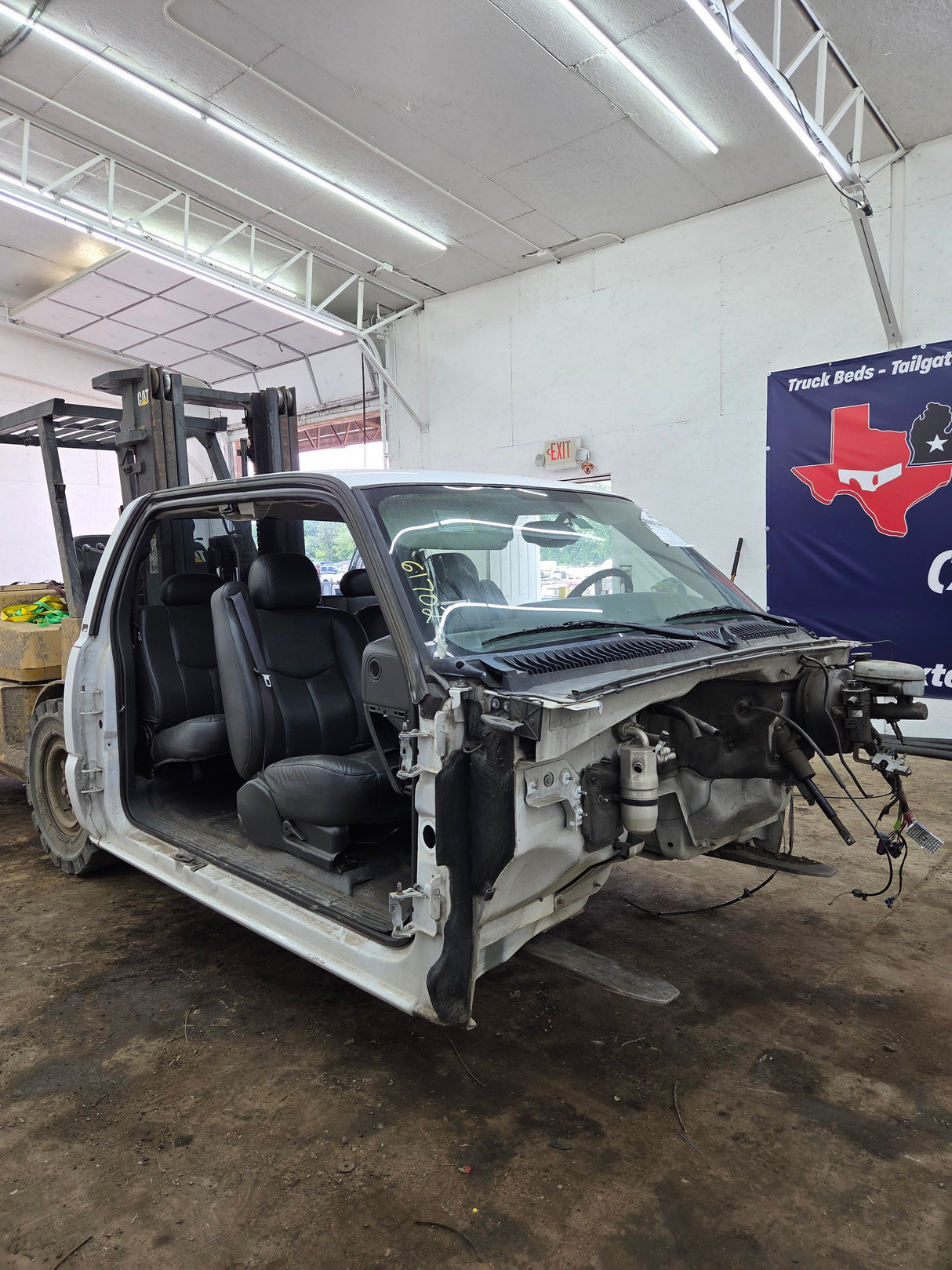 1999-2007 Chevrolet Silverado / GMC Sierra 1500 2500 HD 3500HD Extended Cab Body