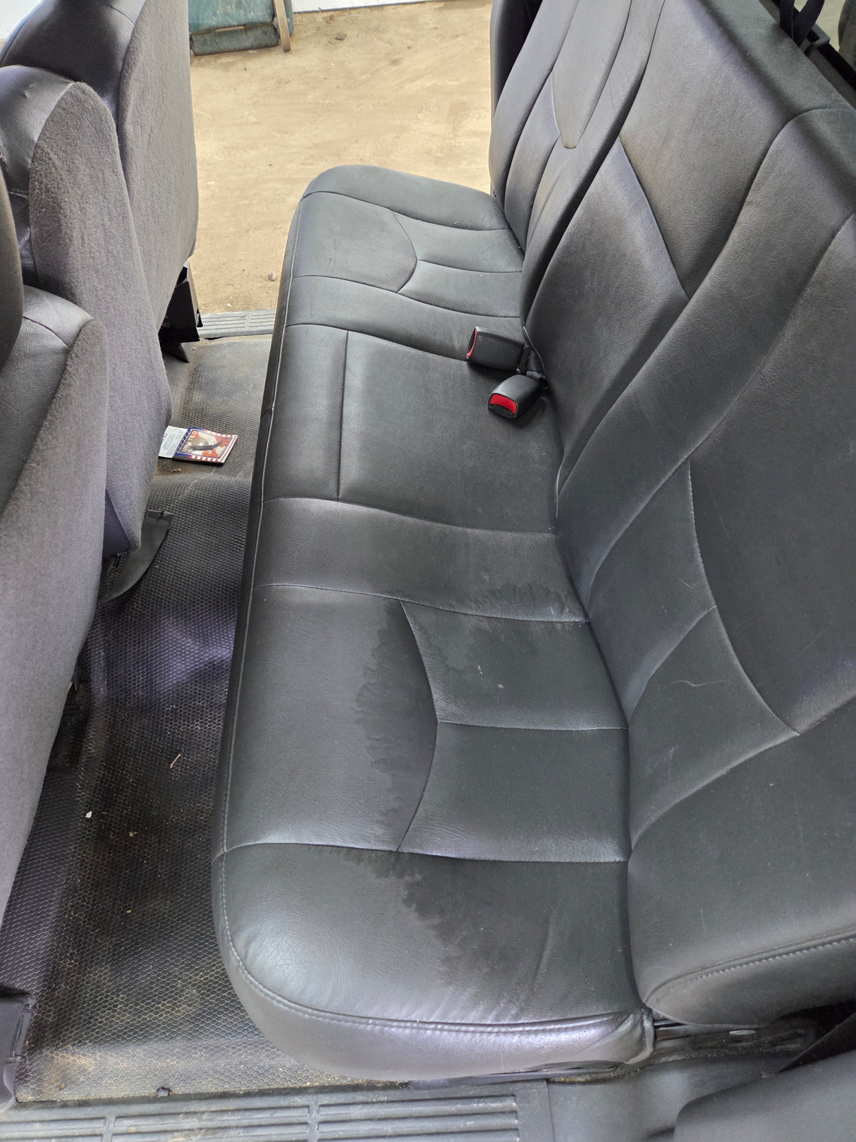 1999-2007 Chevrolet Silverado / GMC Sierra 1500 2500 HD 3500HD Extended Cab Body