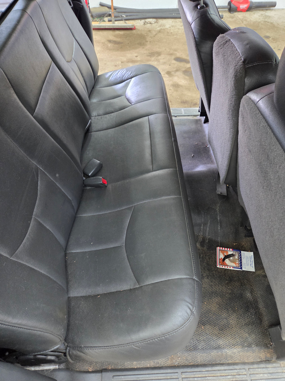 1999-2007 Chevrolet Silverado / GMC Sierra 1500 2500 HD 3500HD Extended Cab Body
