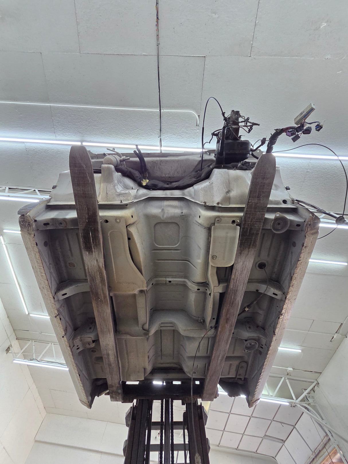 1999-2007 Chevrolet Silverado / GMC Sierra 1500 2500 HD 3500HD Extended Cab Body