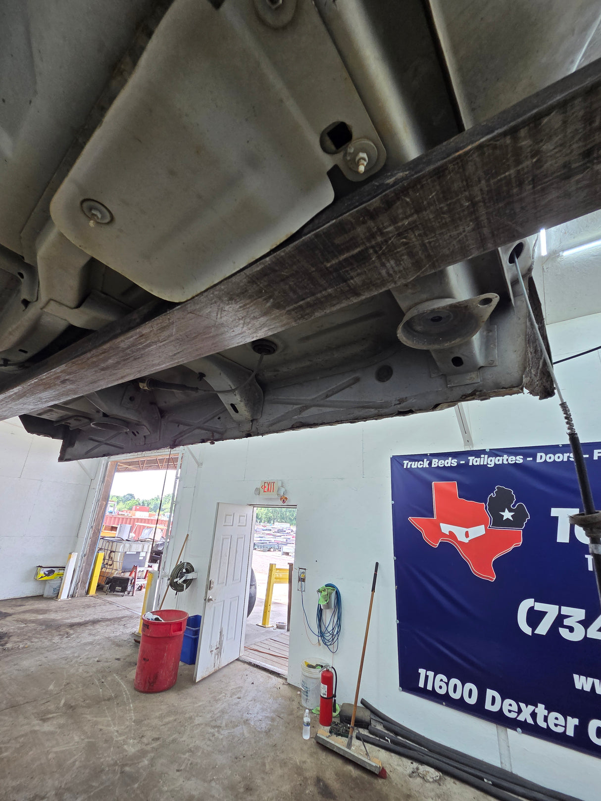1999-2007 Chevrolet Silverado / GMC Sierra 1500 2500 HD 3500HD Extended Cab Body