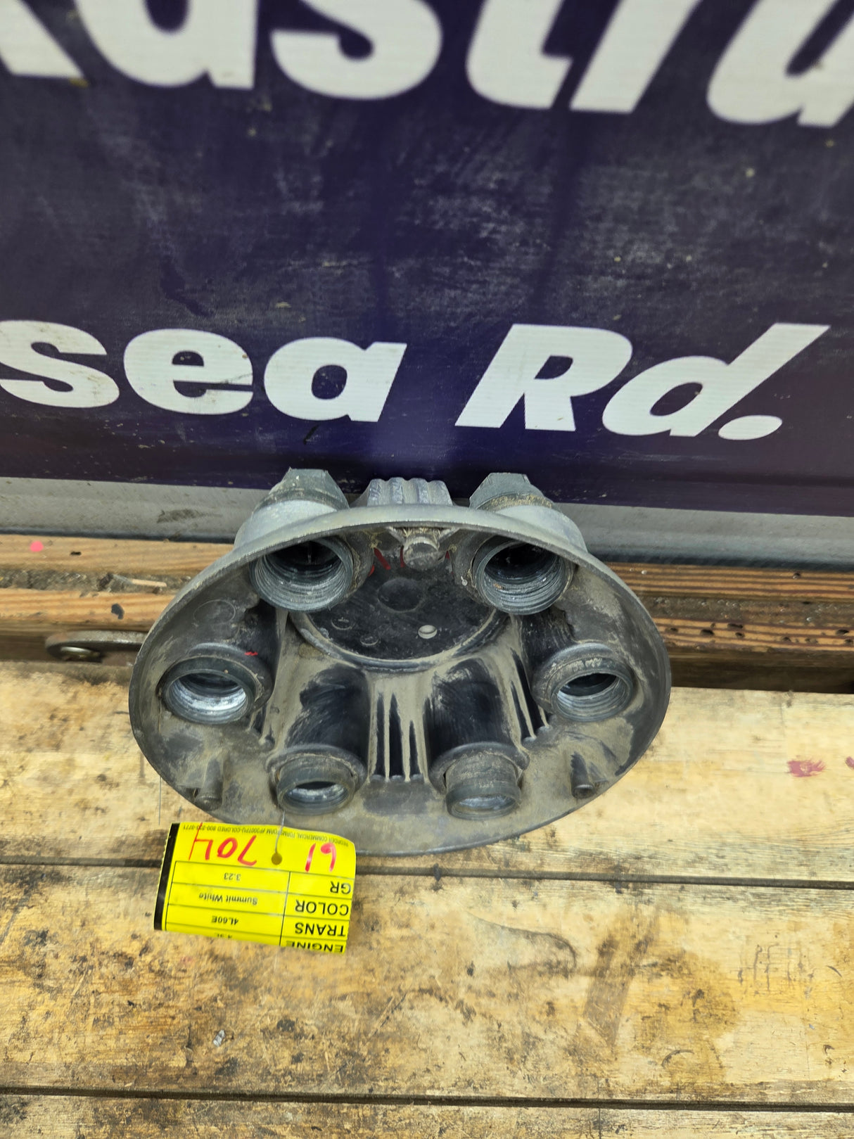 1999-2018 Chevrolet Silverado Tahoe Suburban Avalanche 1500 Center Cap Hub Cap 9596661