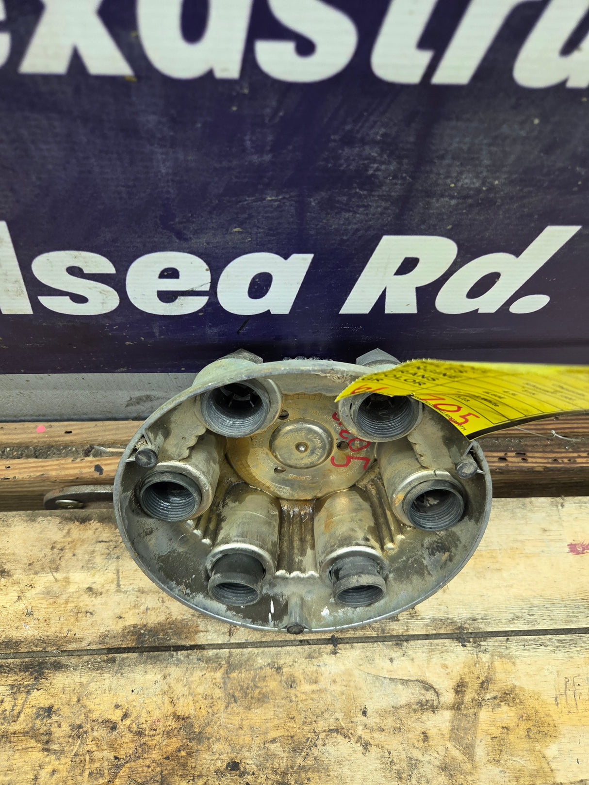 1999-2018 Chevrolet Silverado 1500 Center Cap Hub Cap 9598131