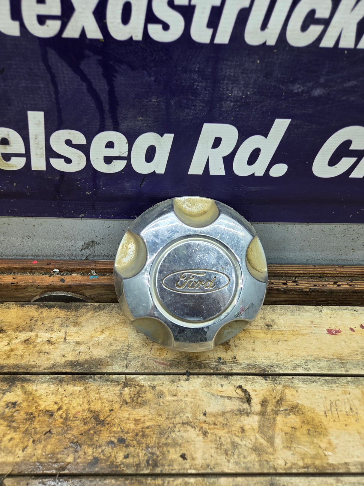1998-2011 Ford Ranger & Explorer Hub Cap Center Cap 7L54-1A096-AA