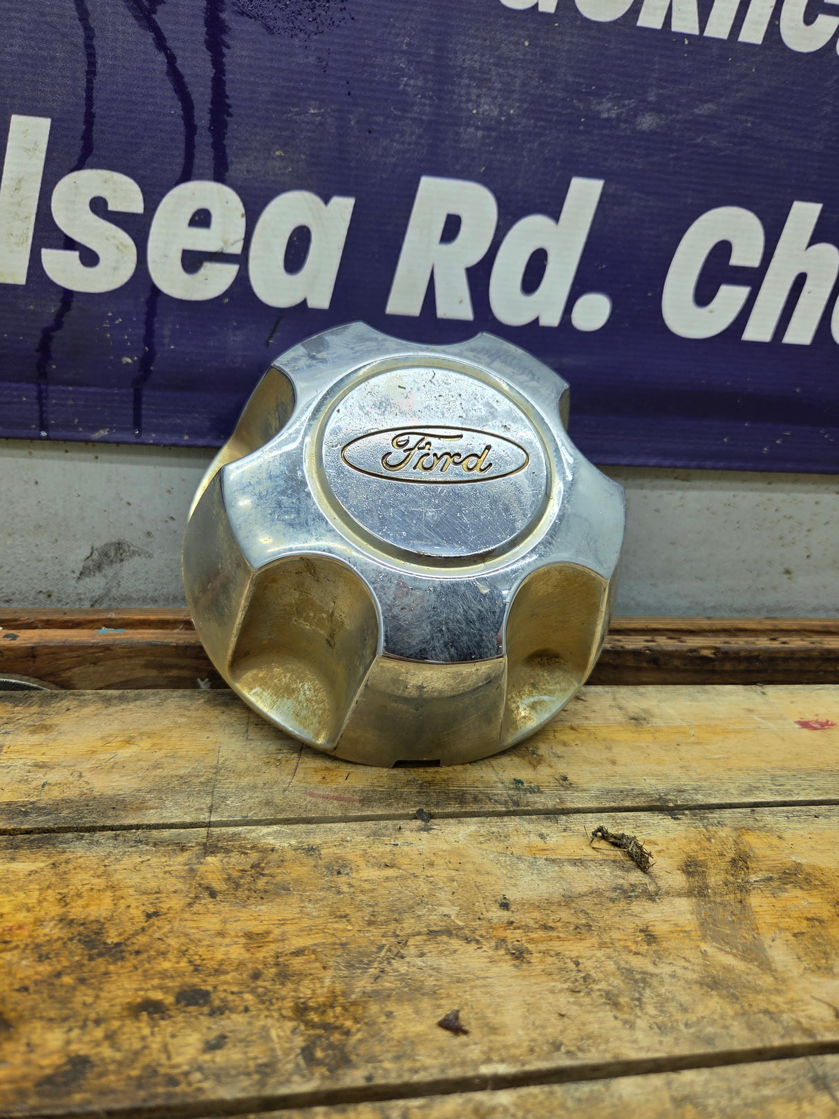 1998-2011 Ford Ranger & Explorer Hub Cap Center Cap 7L54-1A096-AA