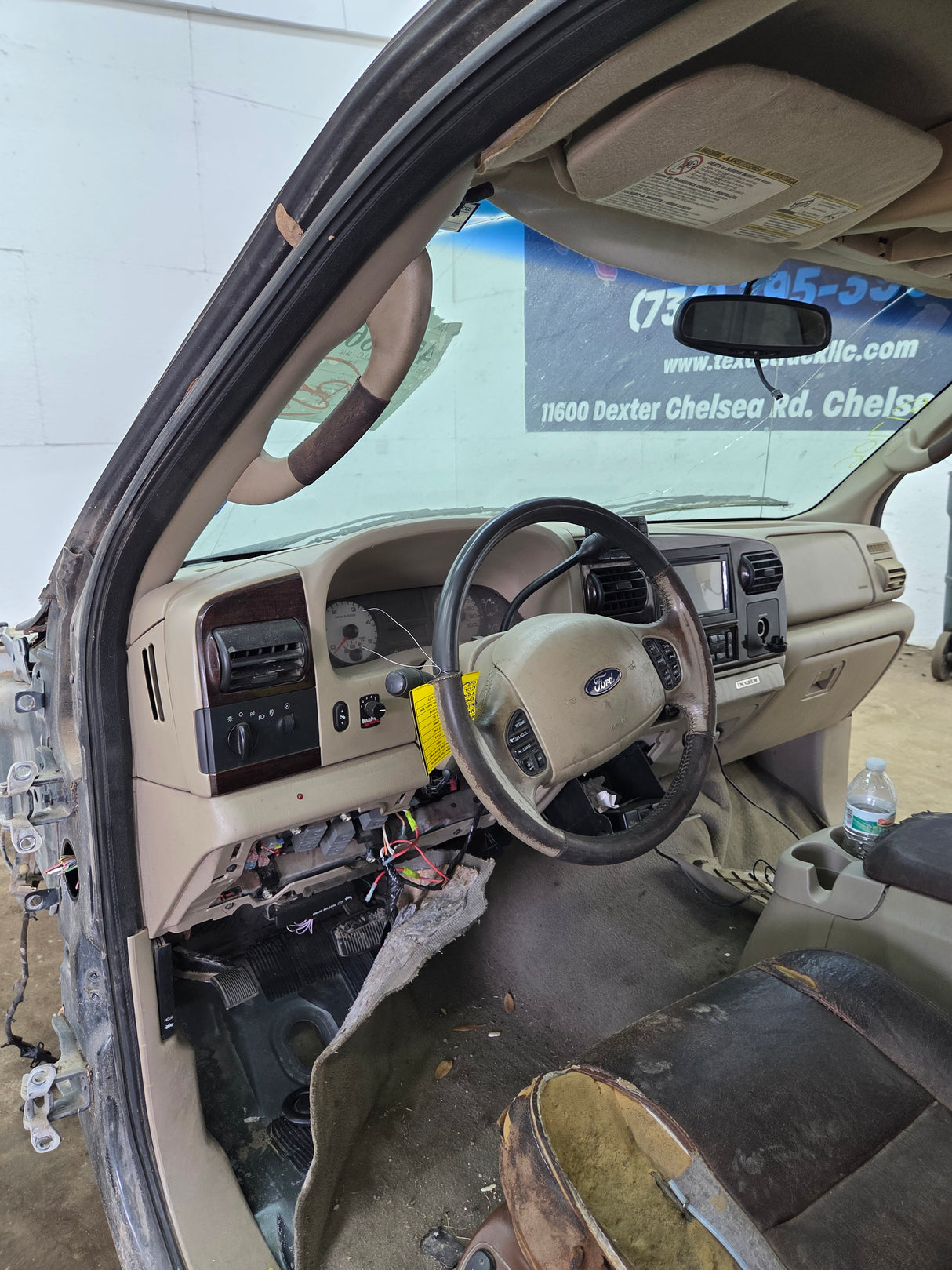 2005-2007 Ford Super Duty F250 F350 F450 F550 XLT 4 Door Crew Cab