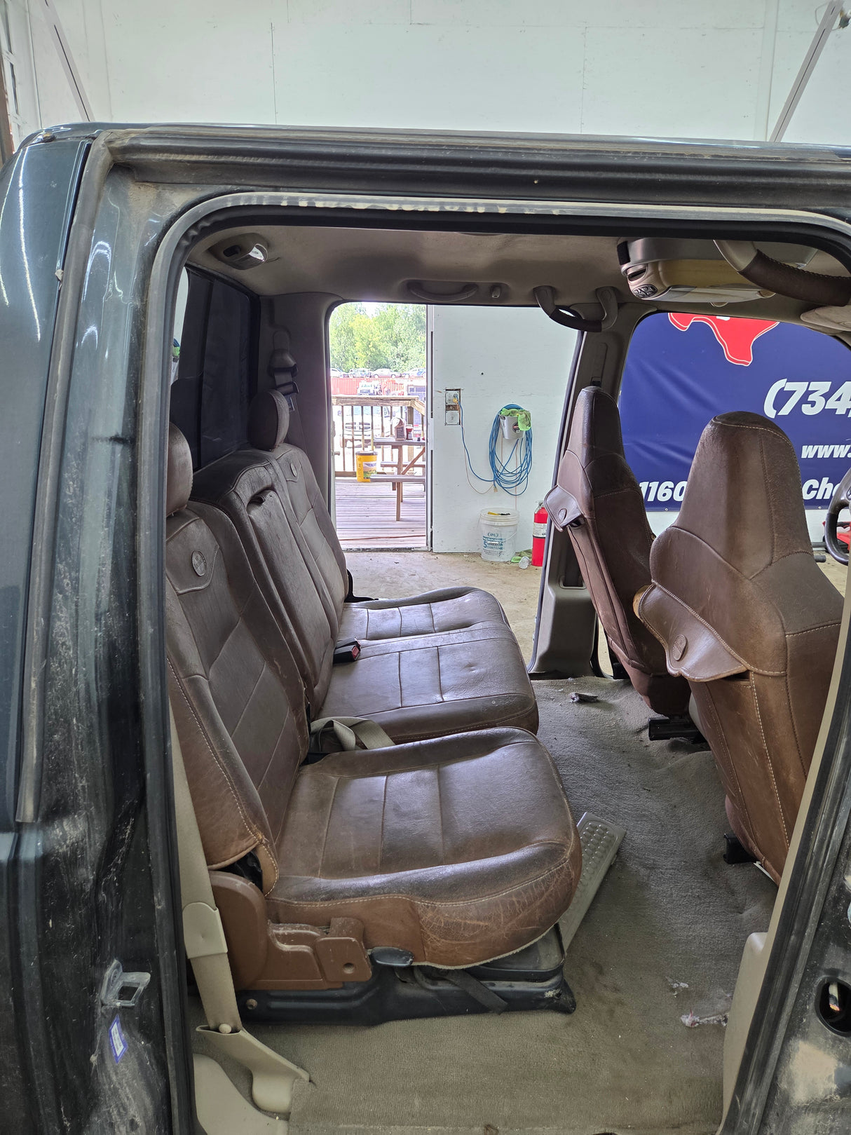 2005-2007 Ford Super Duty F250 F350 F450 F550 XLT 4 Door Crew Cab
