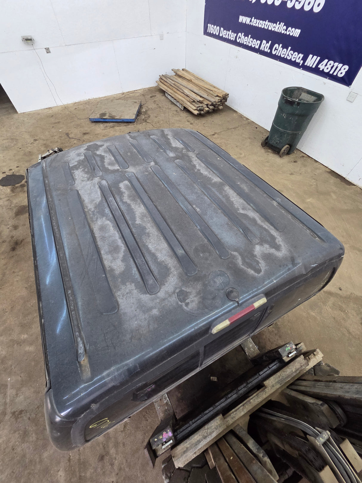 2005-2007 Ford Super Duty F250 F350 F450 F550 XLT 4 Door Crew Cab