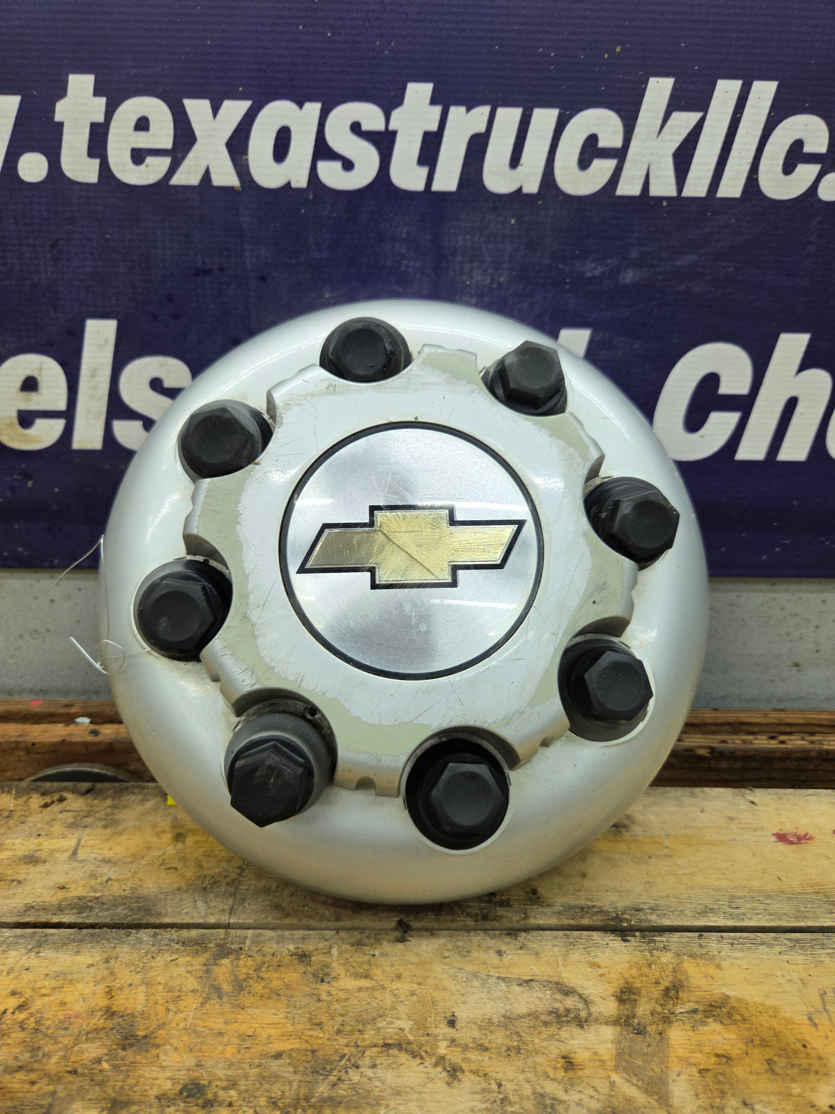 2002-2022 Chevrolet Silverado Express 3500 Dually Front Center Cap Hub Cap 15053704