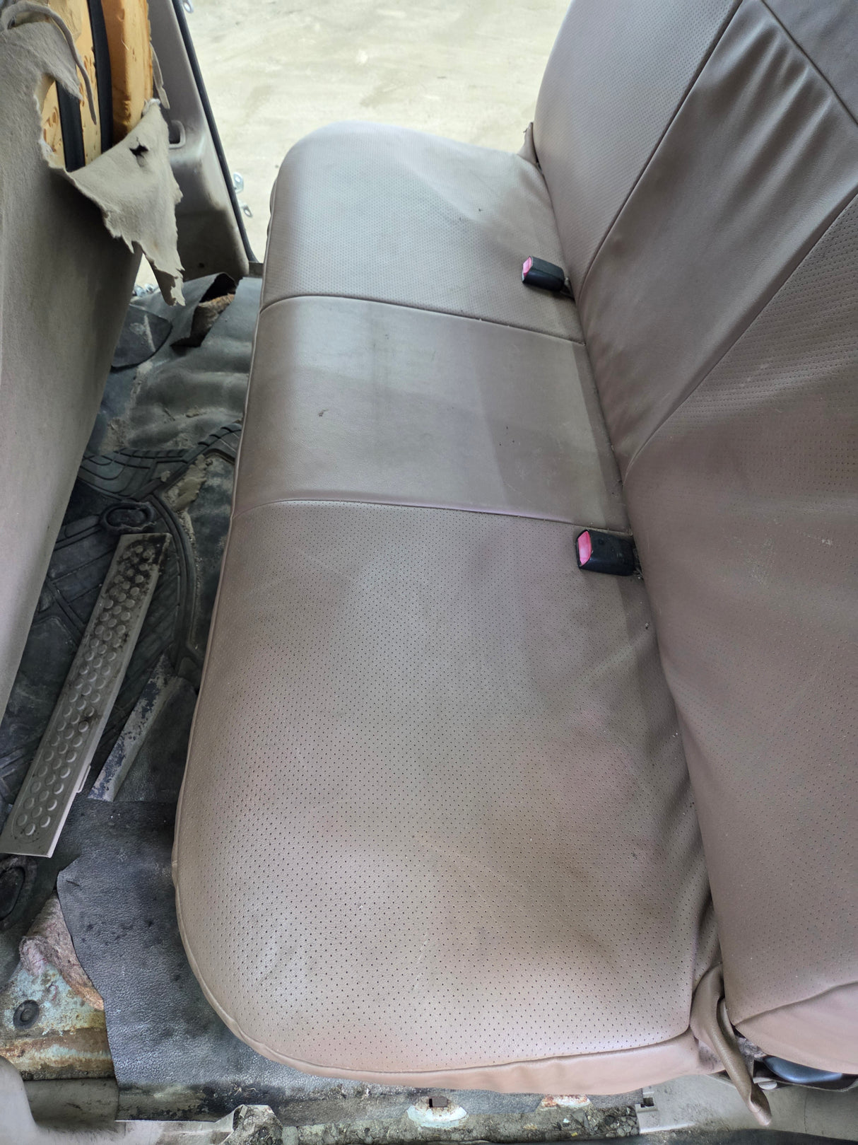 1999-2004 Ford Super Duty F250 F350 F450 F550 XLT 4 Door Crew Cab