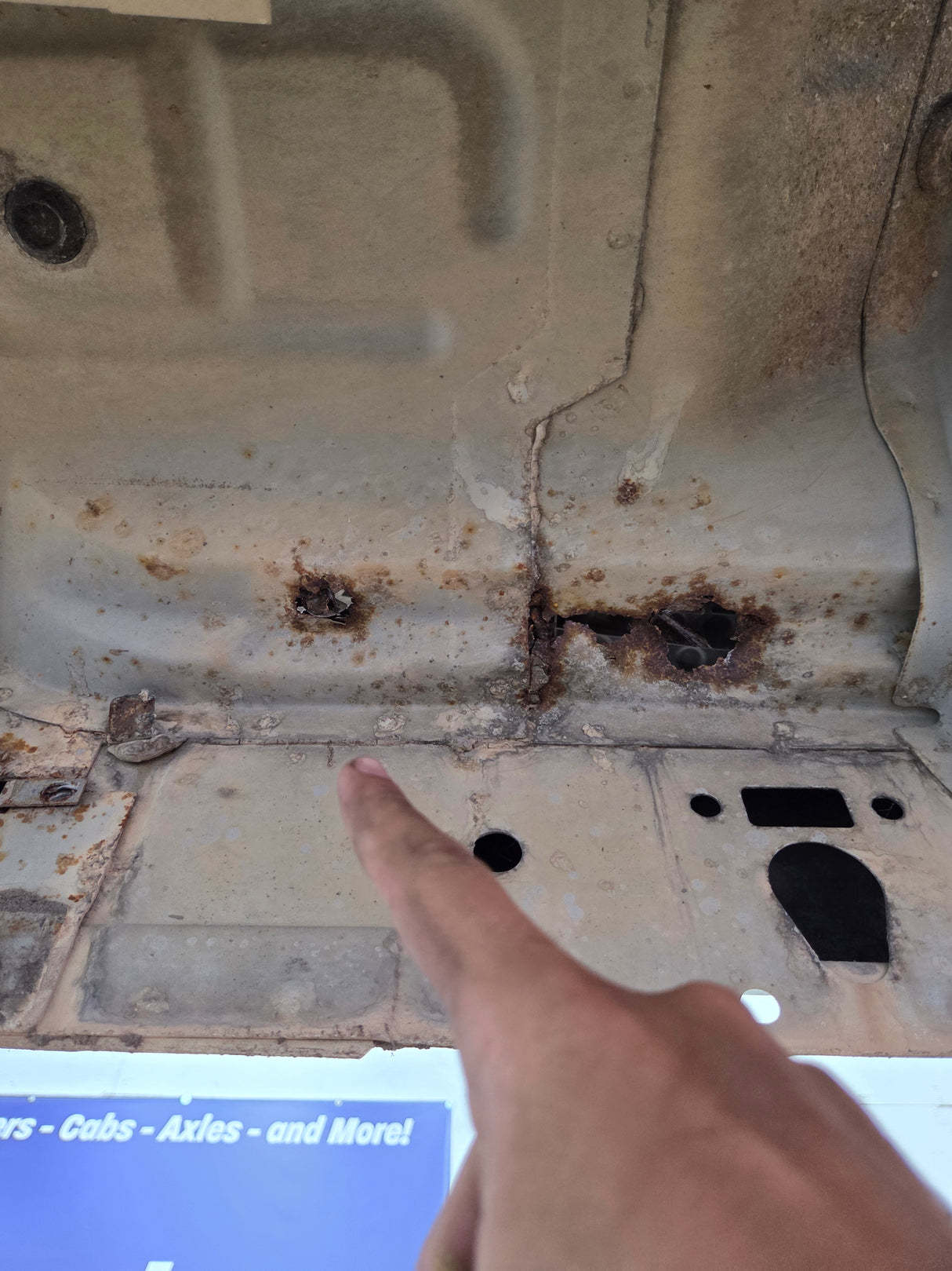 1999-2004 Ford Super Duty F250 F350 F450 F550 XLT 4 Door Crew Cab