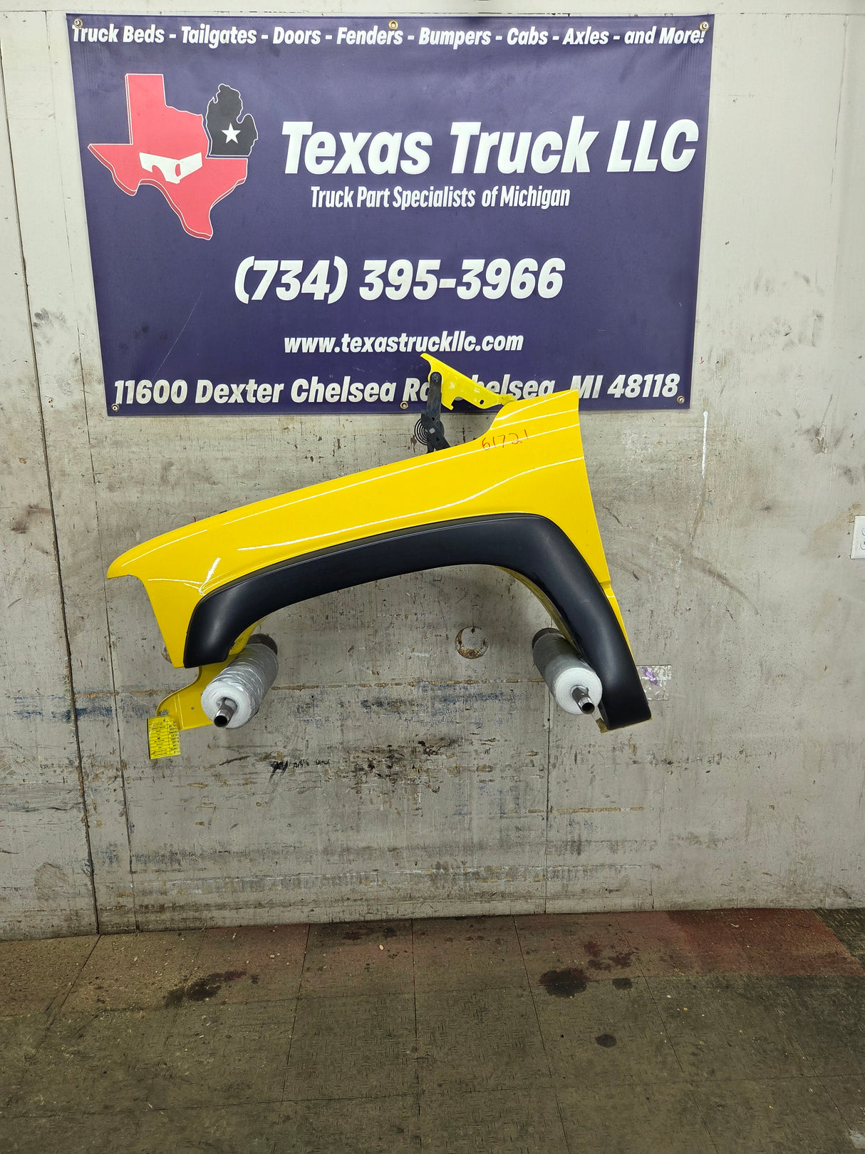 1999-2002 Chevrolet Silverado / Tahoe / Suburban 1500 2500 3500 HD LH Driver Side Front Fender