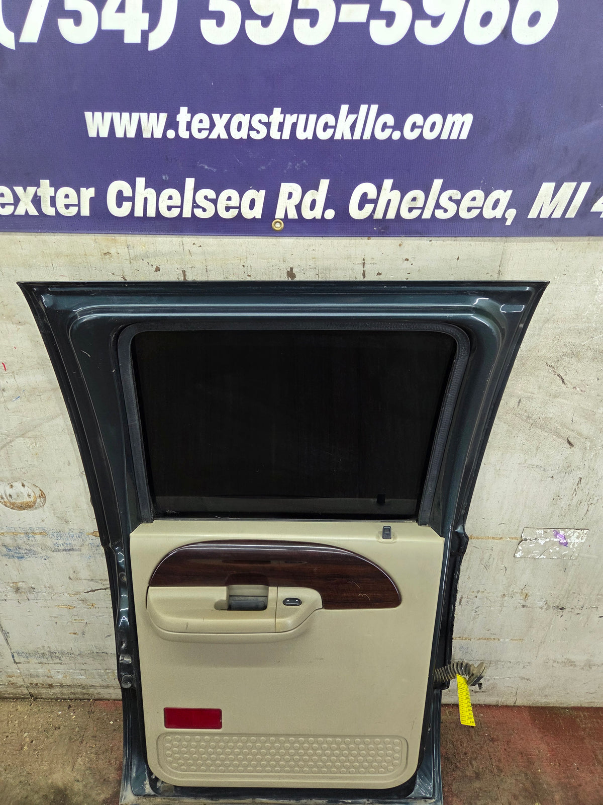 1999-2007 Ford Super Duty LH Driver Side Rear Crew Cab Door F250 F350 F450 F550