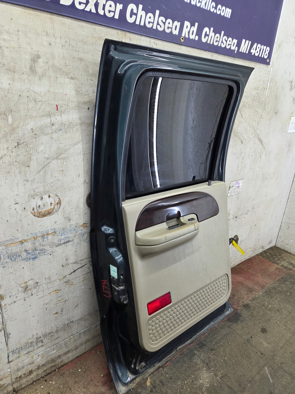 1999-2007 Ford Super Duty LH Driver Side Rear Crew Cab Door F250 F350 F450 F550