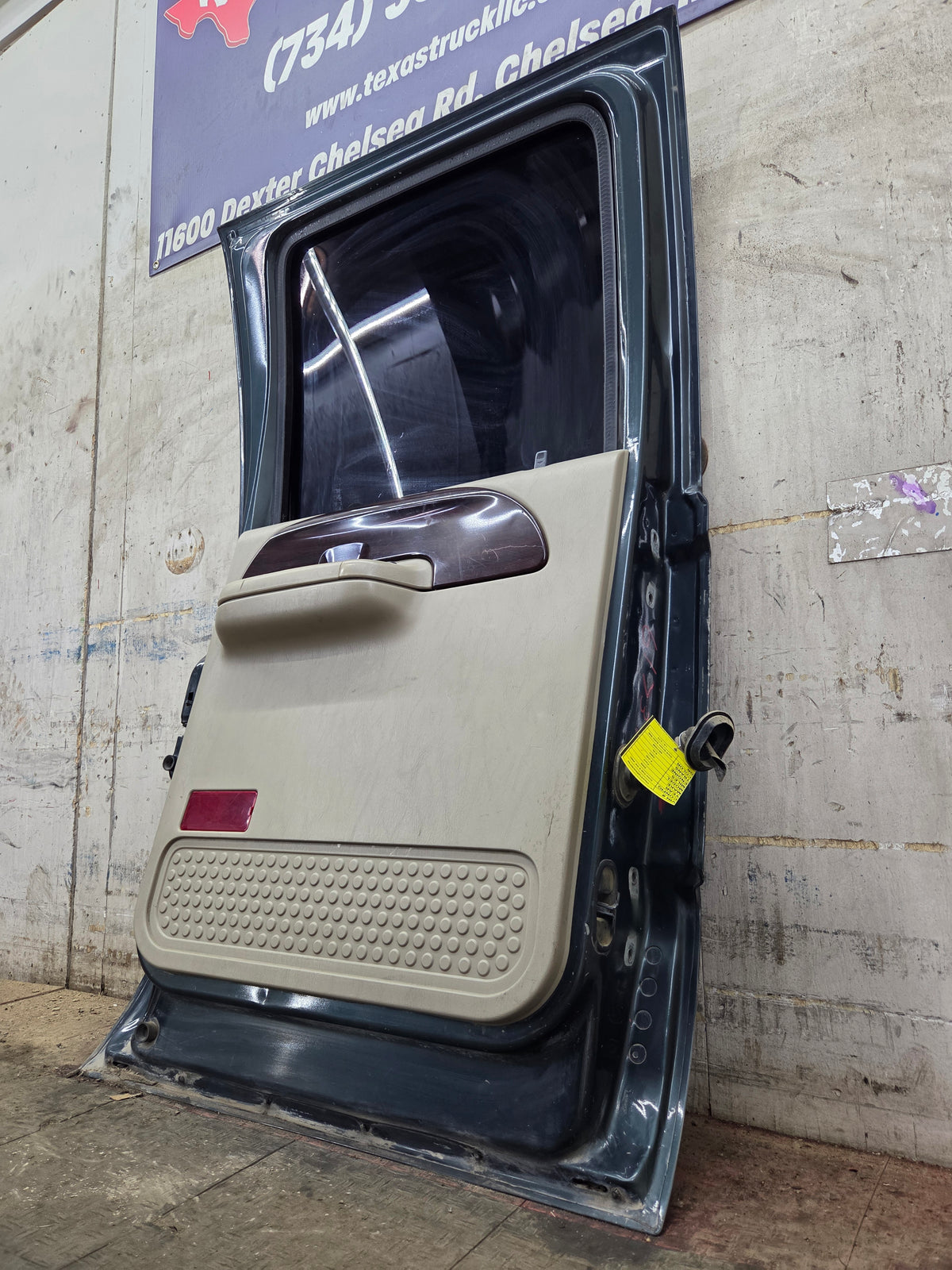 1999-2007 Ford Super Duty LH Driver Side Rear Crew Cab Door F250 F350 F450 F550