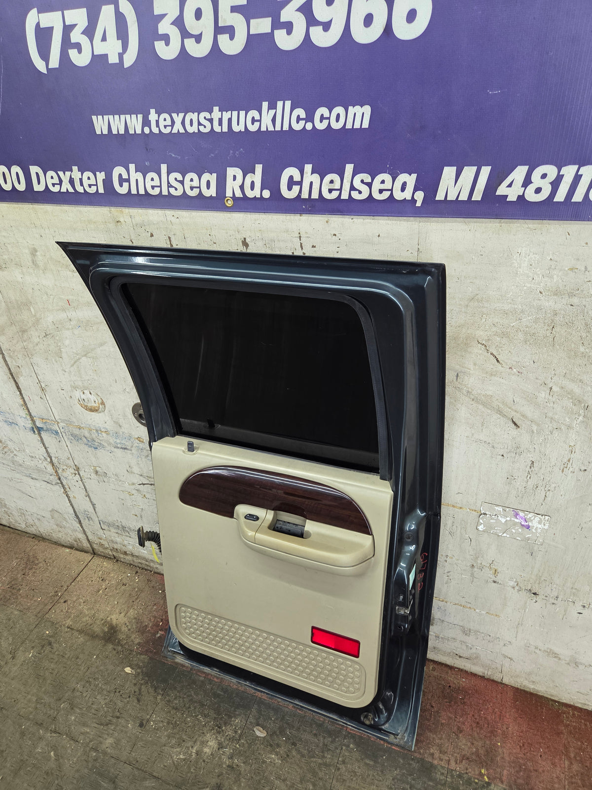 1999-2007 Ford Super Duty RH Passenger Side Rear Crew Cab Door F250 F350 F450 F550
