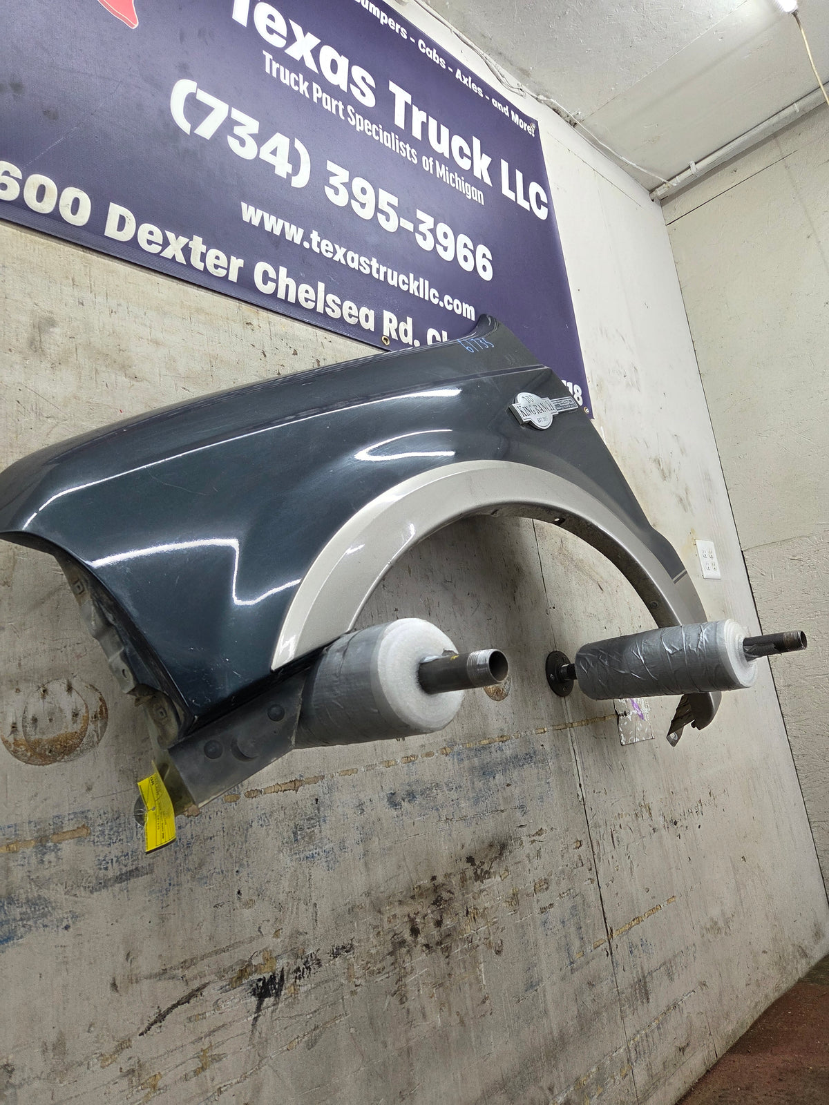 1999-2007 Ford Super Duty LH Driver Side Front Fender F250 F350 F450 F550 Excursion