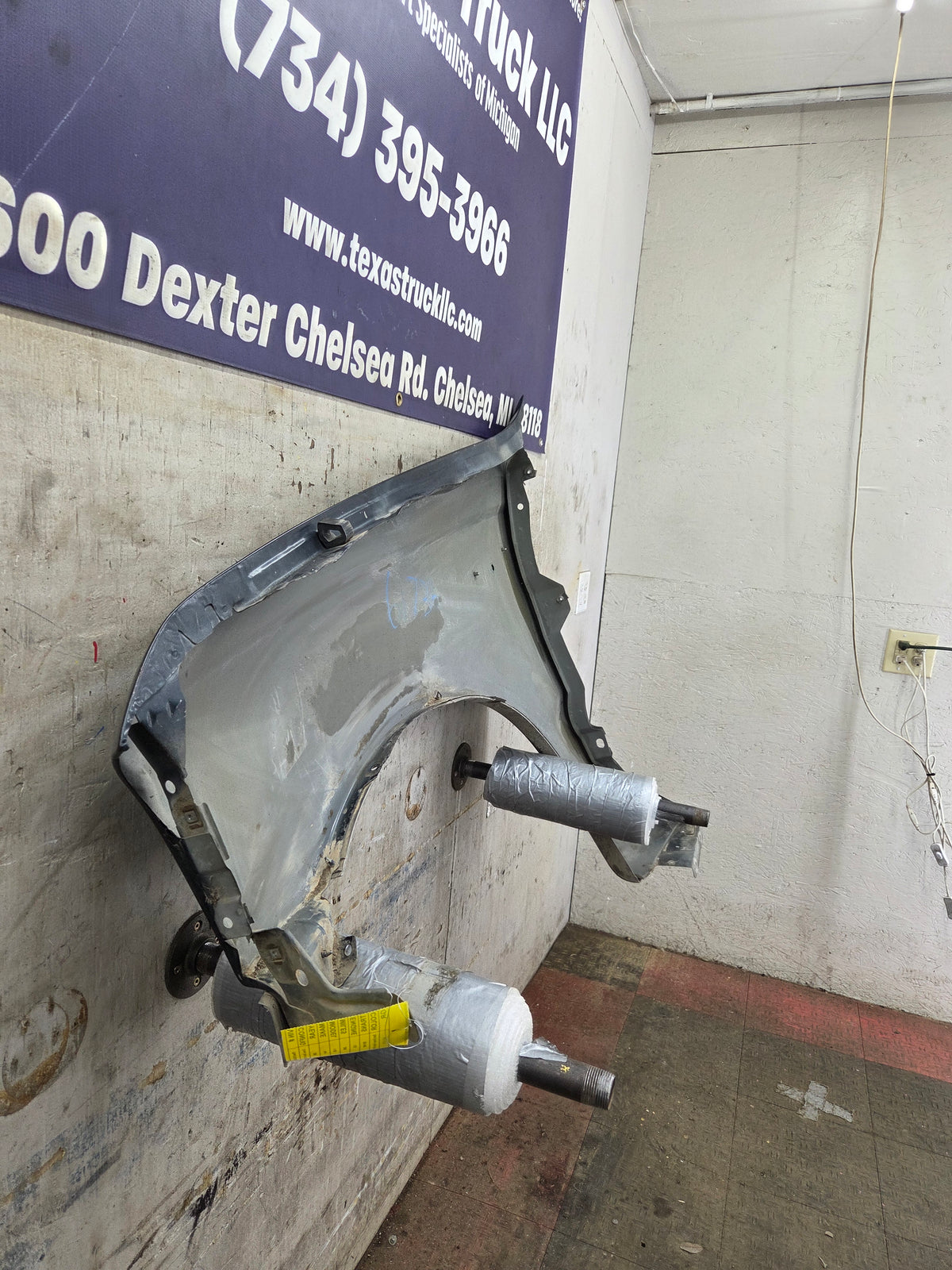 1999-2007 Ford Super Duty RH Passenger Side Front Fender F250 F350 F450 F550 Excursion