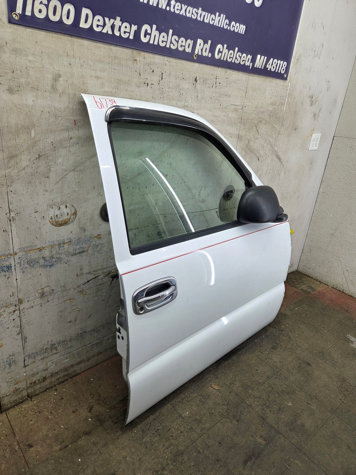 1999-2006 Chevrolet Silverado / GMC Sierra 1500 2500 3500 HD Front Passenger side Door RH