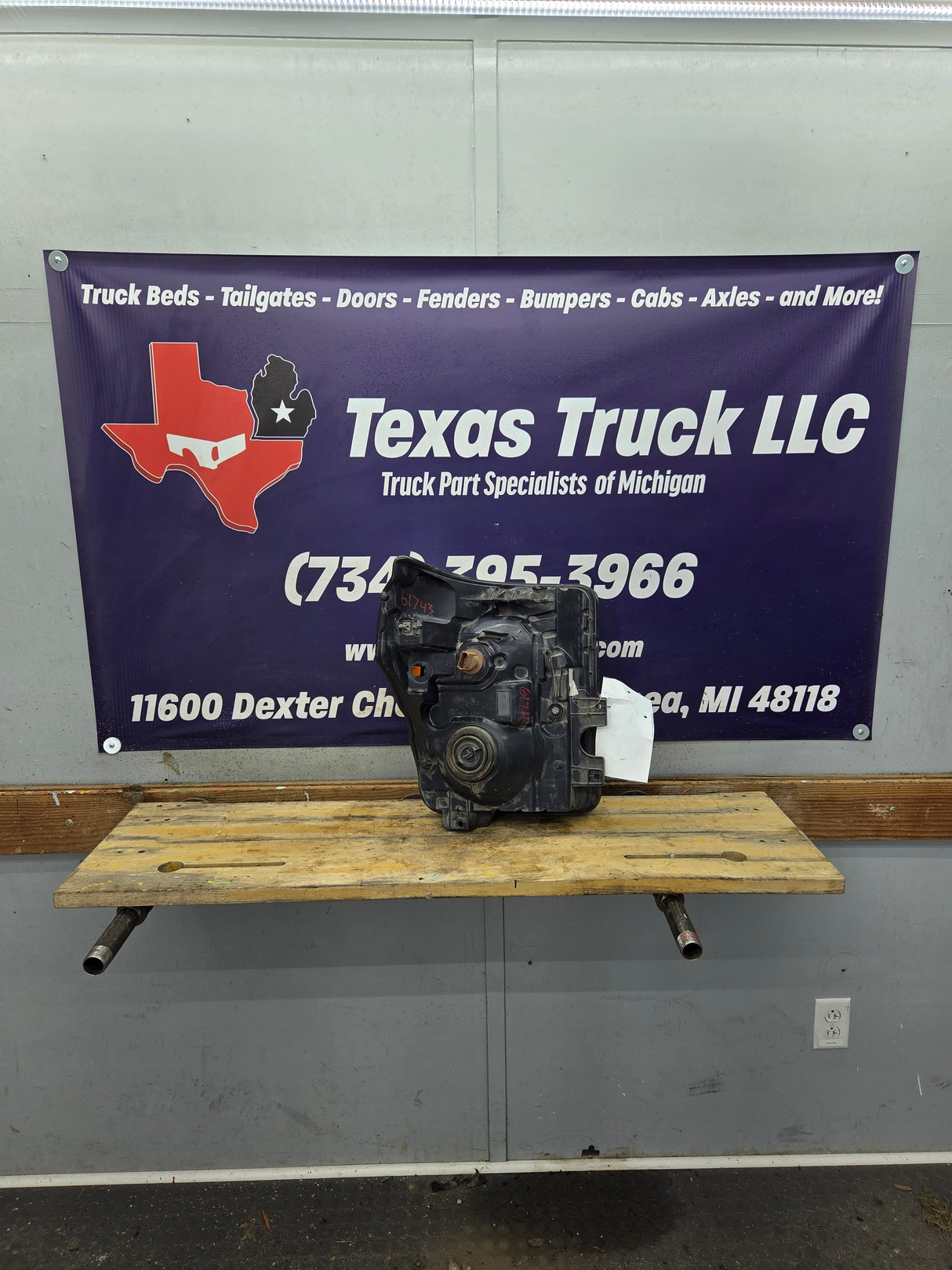 2011-2016 Ford Super Duty F250 F350 F450 F550 LH Driver Side Headlight BC34-13006-A 6.7L Power Stroke 6.2L Gas