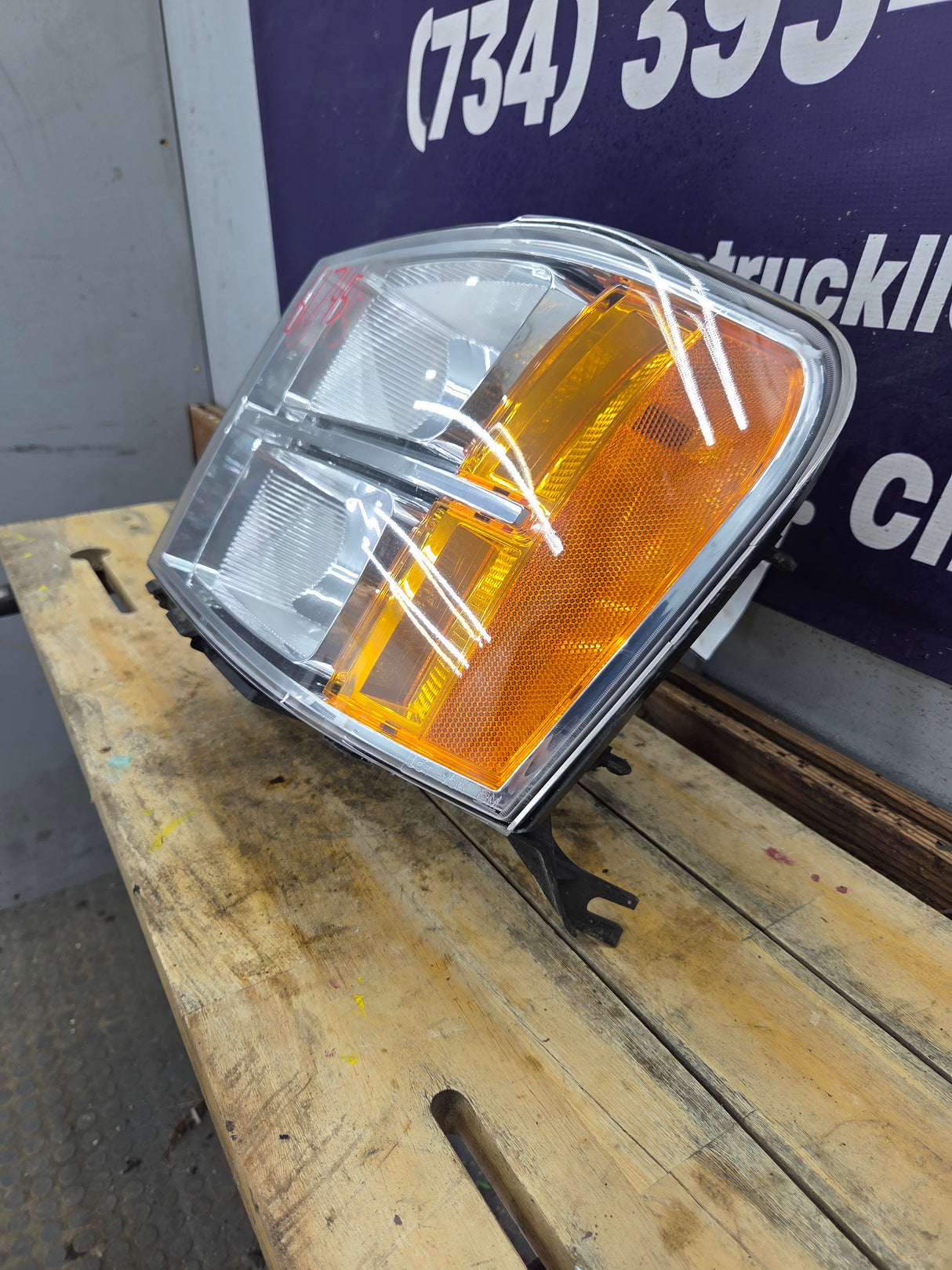 2007-2013 Chevrolet Silverado 1500 2500 3500 LH Driver Side Halogen Headlight