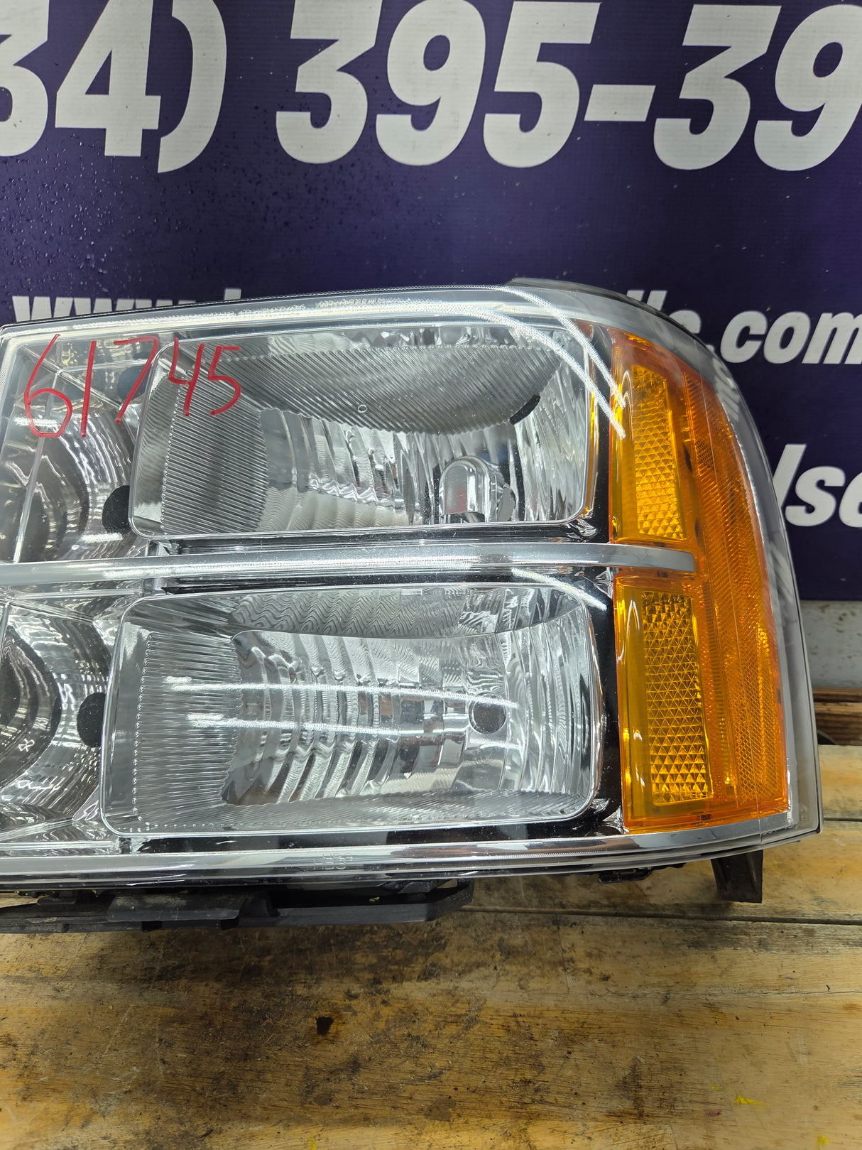 2007-2013 Chevrolet Silverado 1500 2500 3500 LH Driver Side Halogen Headlight