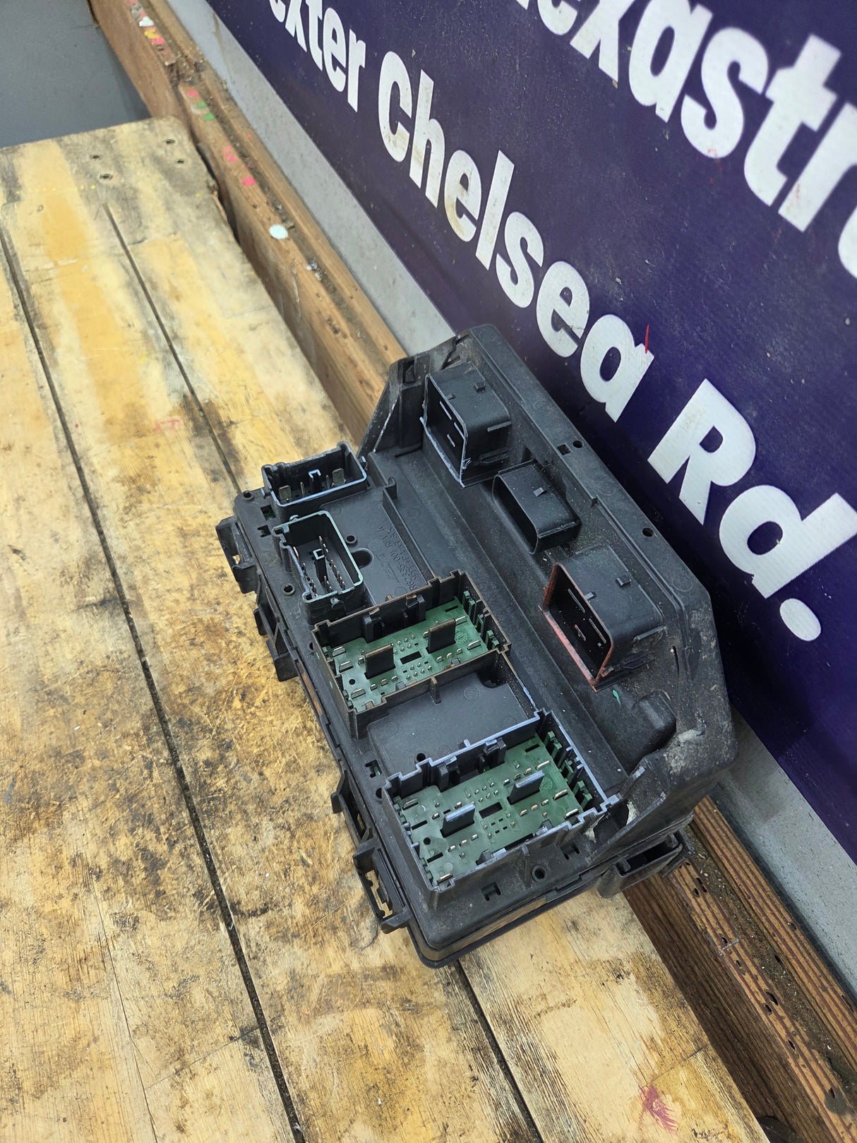 2012 Dodge Ram 1500 5.7L Hemi Totally Integrated Power Module Fuse Box 68089323AE