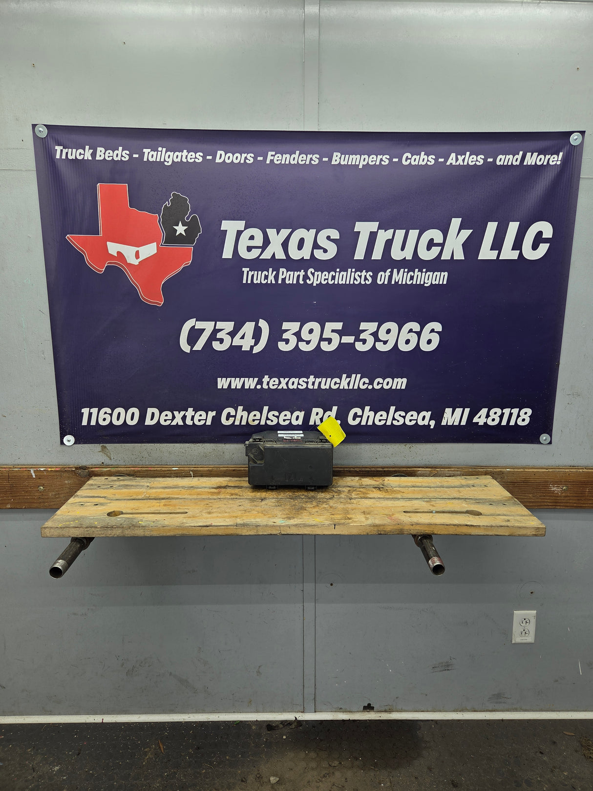 2012 Dodge Ram 1500 5.7L Hemi Totally Integrated Power Module Fuse Box 68089323AE