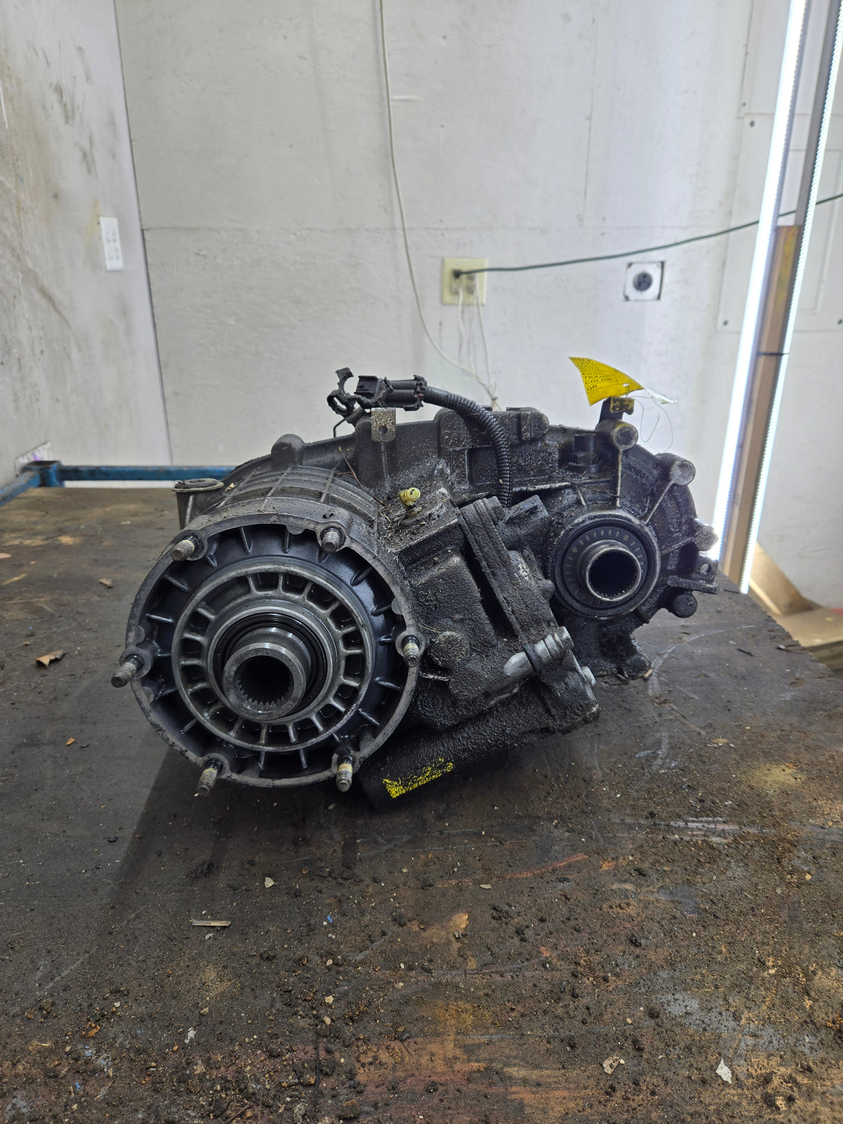 2001-2002 Chevrolet Silverado GMC Sierra 1500 Electric Shift NP8 TRANSFER CASE