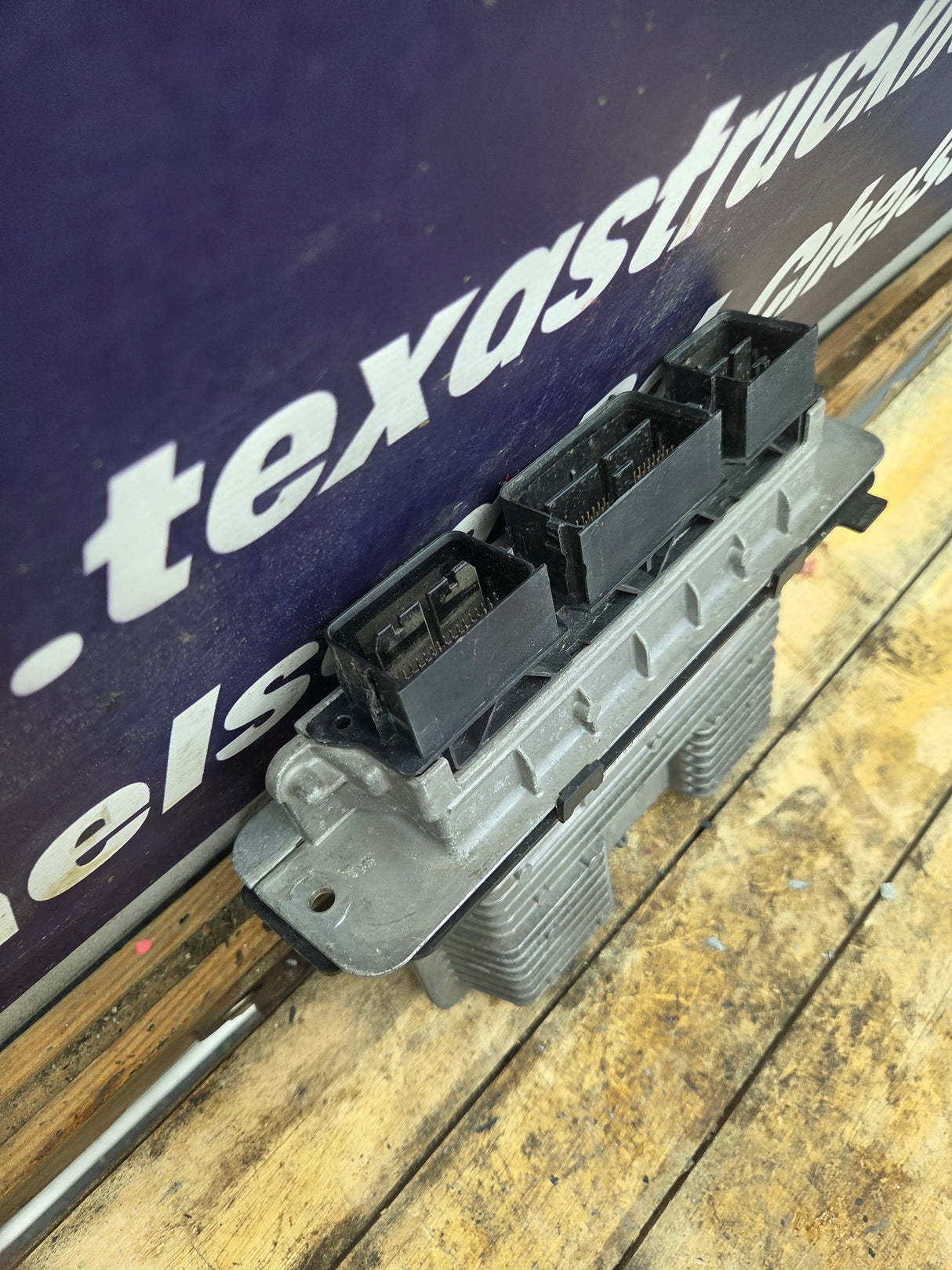 2015-2016 Ford F250 F350 6.87 PCM - FC3A-12A650-APA