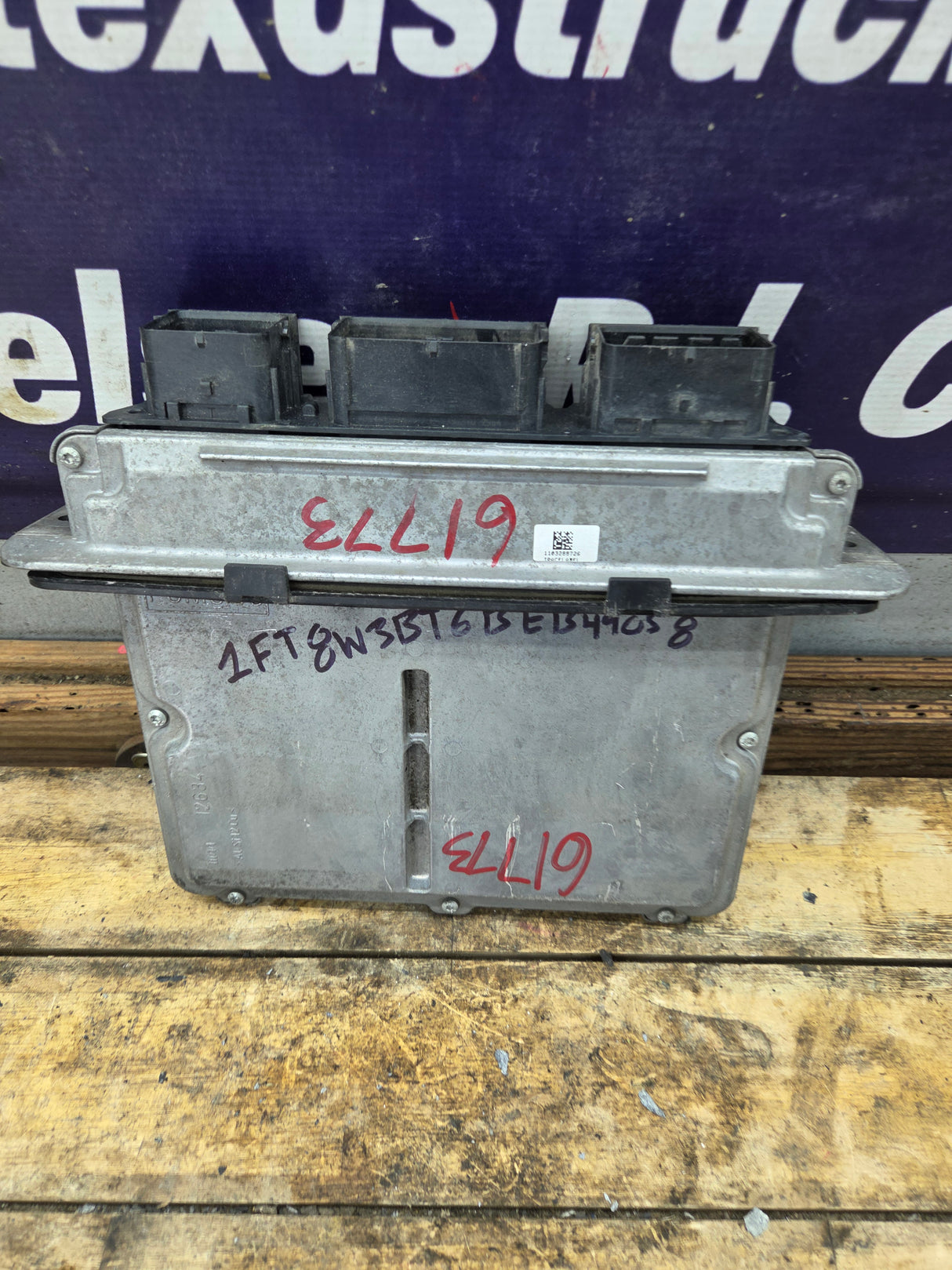 2015-2016 Ford F250 F350 6.87 PCM - FC3A-12A650-APA