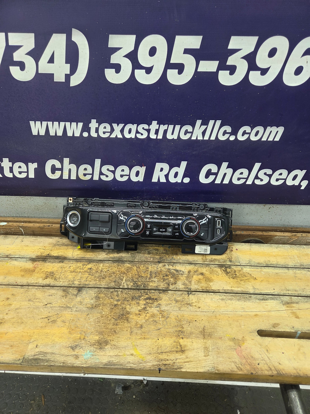 2022 Chevrolet Silverado 1500 HVAC Temperature / Climate Control unit - 86823770