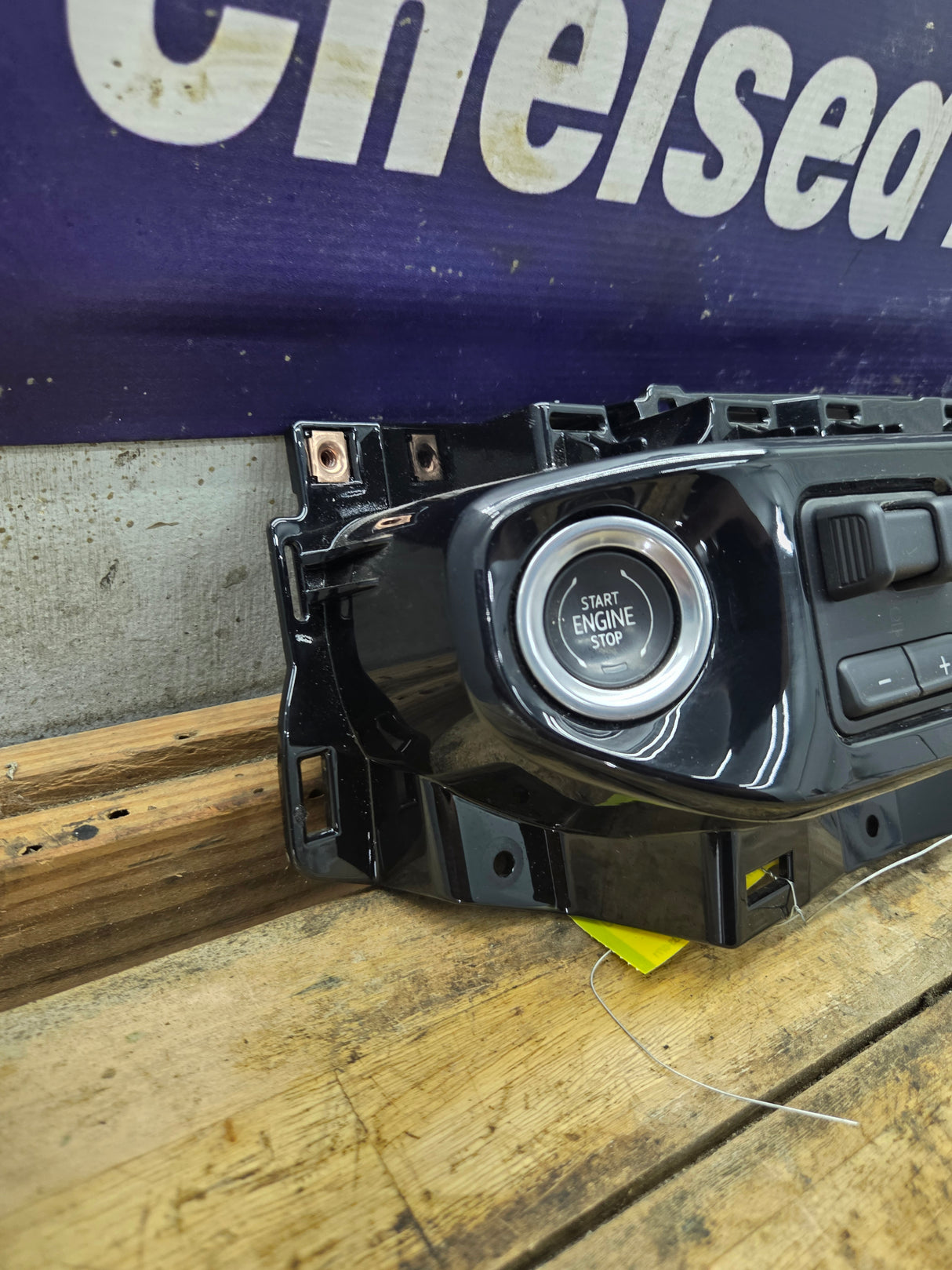 2022 Chevrolet Silverado 1500 HVAC Temperature / Climate Control unit - 86823770