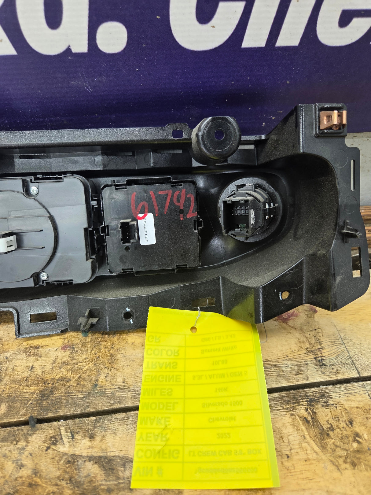 2022 Chevrolet Silverado 1500 HVAC Temperature / Climate Control unit - 86823770