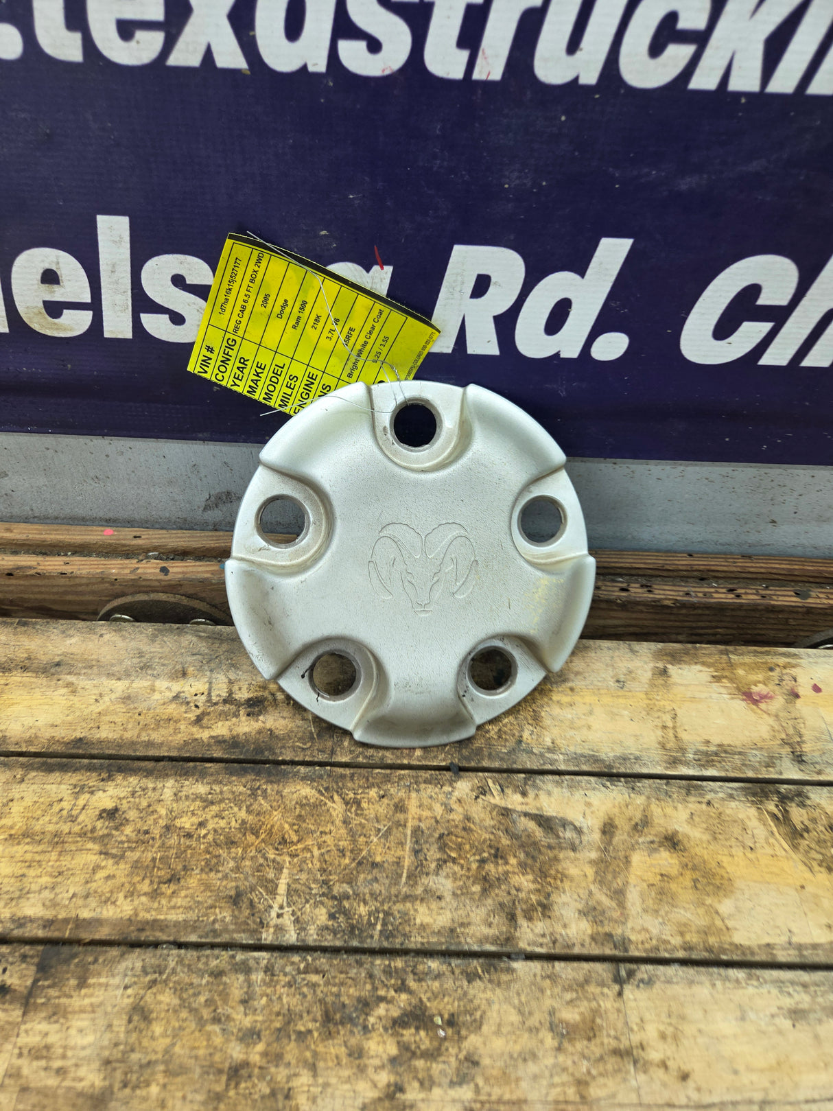 2002-2008 Dodge Ram 1500 OEM Center Wheel Cap Hub Cap 3rd Gen P/N 5845973