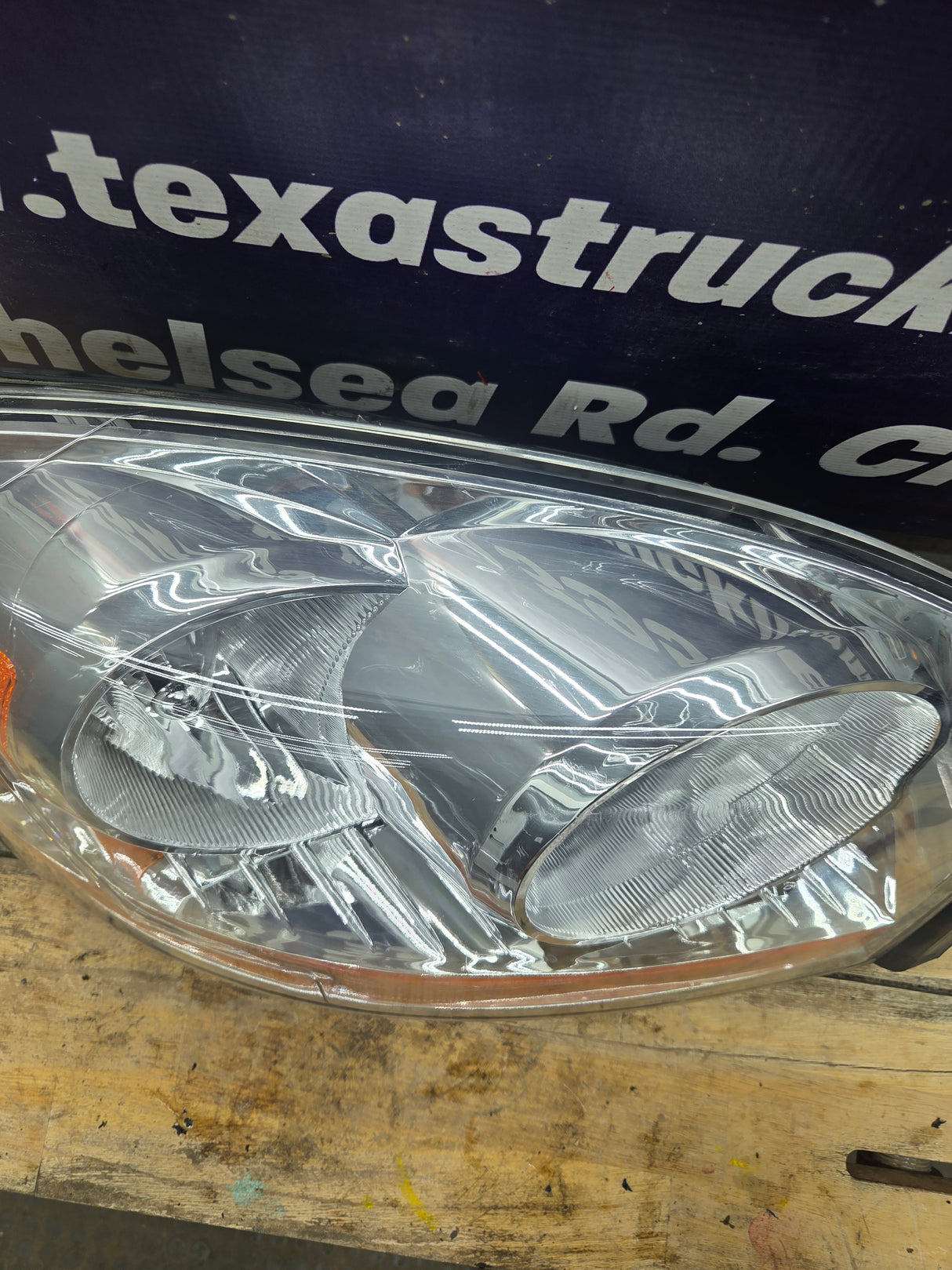 2006-2009 Dodge Ram 1500 2500 3500 RH Passenger Side Headlight TYC 20-6747-00