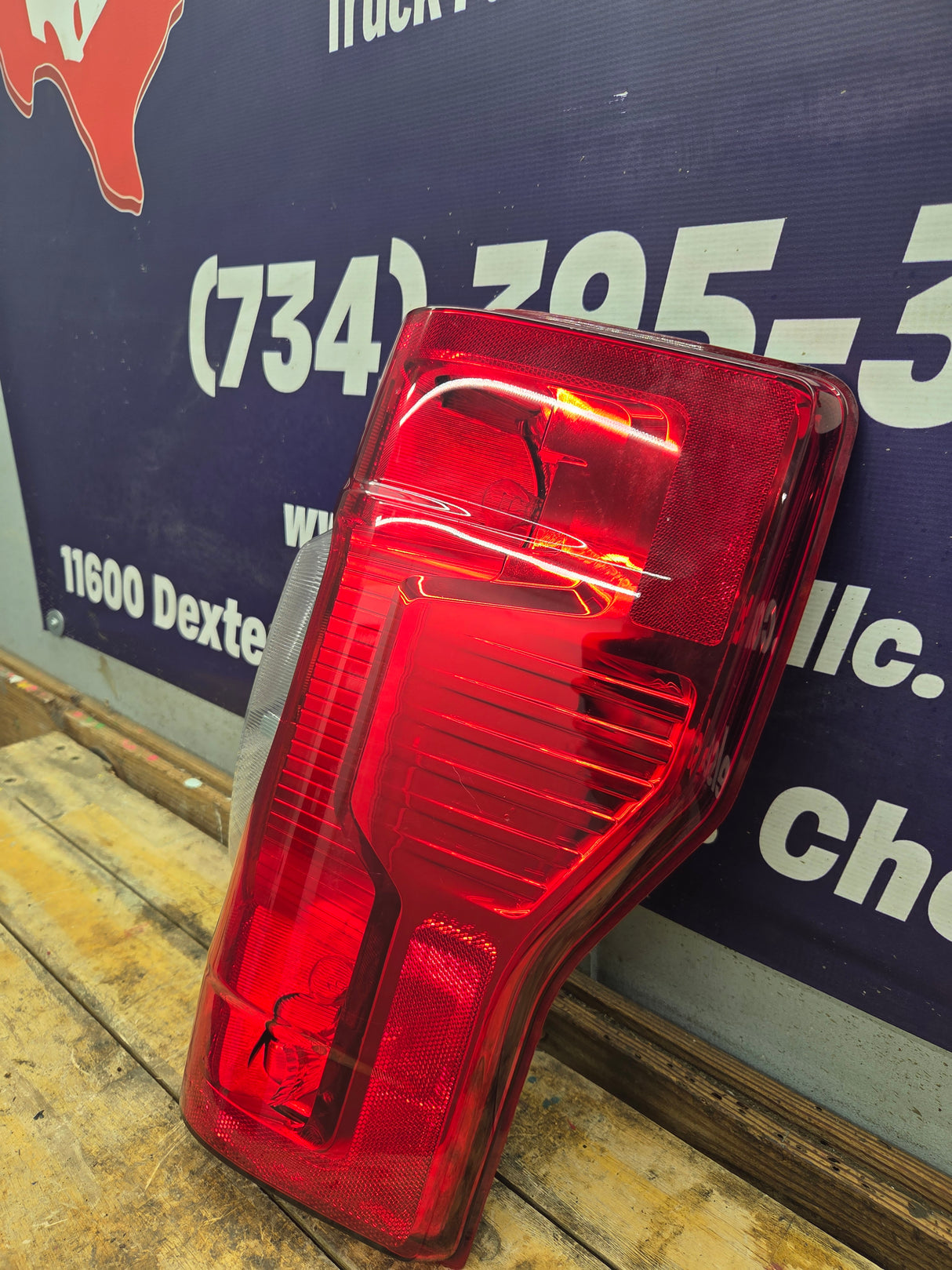 2020-2022 Ford Super Duty Passenger Side Tail Light Halogen LC3B-13B504-AD
