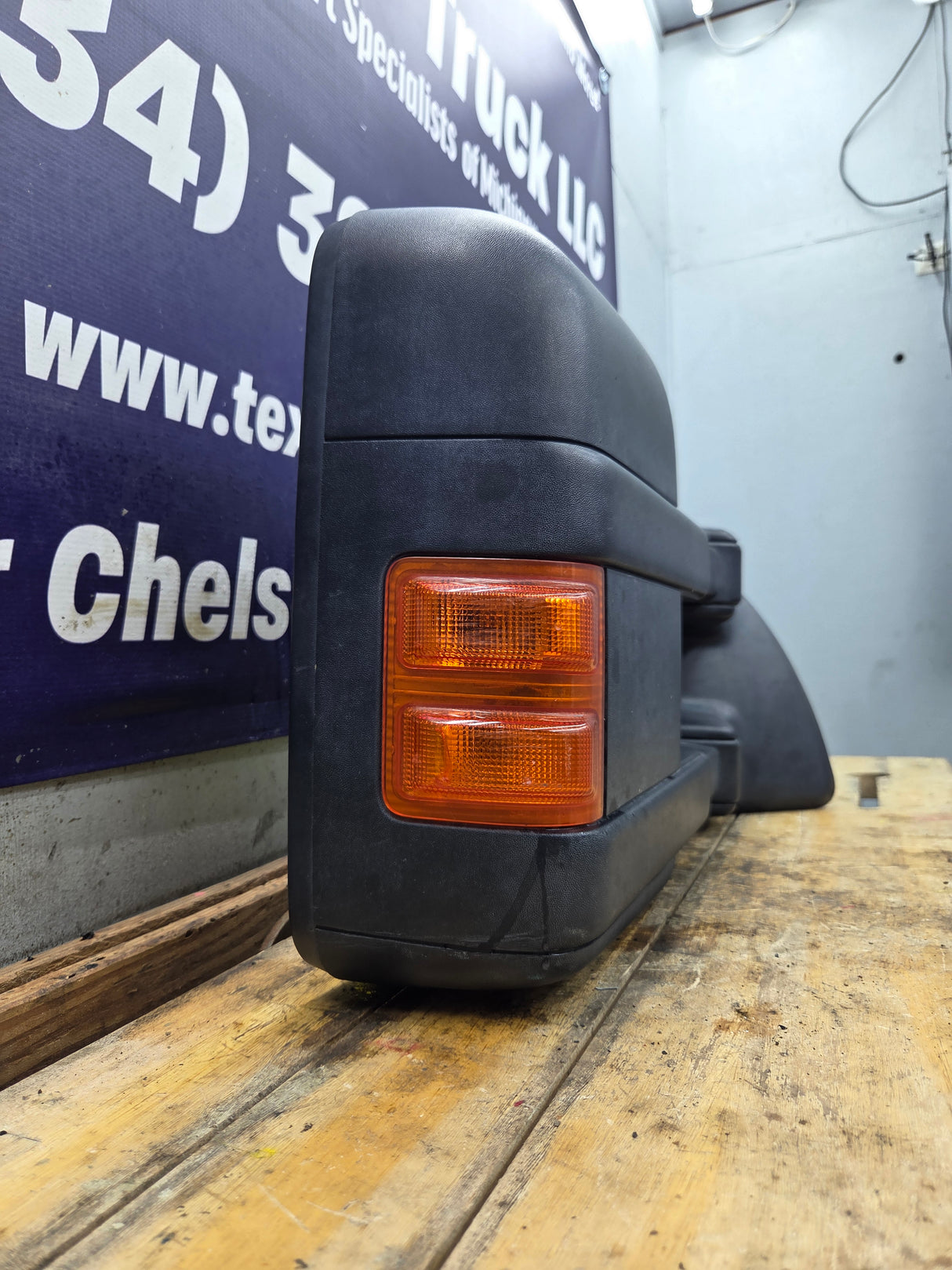 2008-2016 Ford Super Duty F250 F350 F450 F550 RH Passenger Side Power Fold & Telescope Heated Towing Mirror OEM
