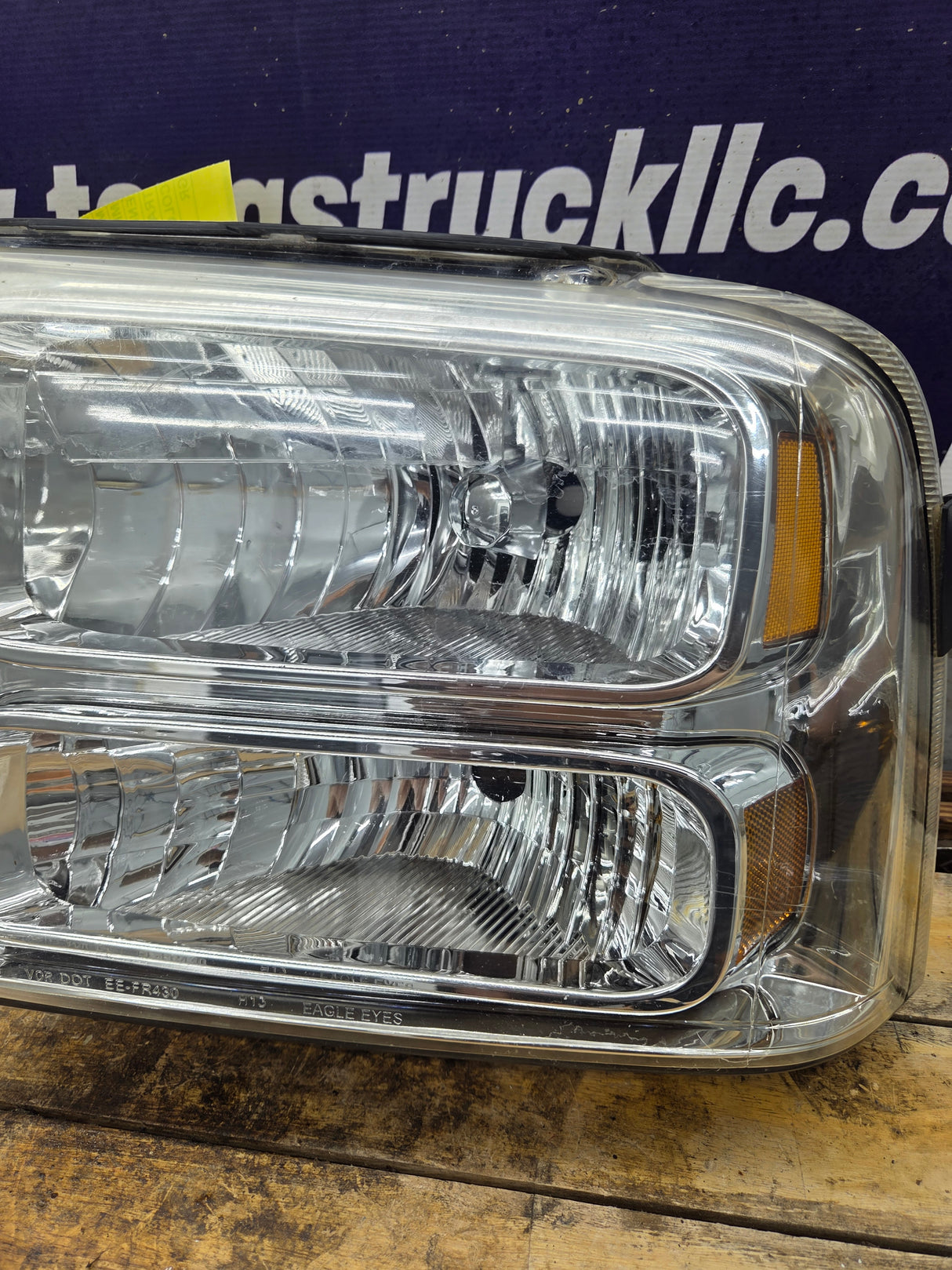 2005-2007 Ford Super Duty F250 F350 F450 F550 LH Left Driver Side Composite Head Light 5C34-13006-A