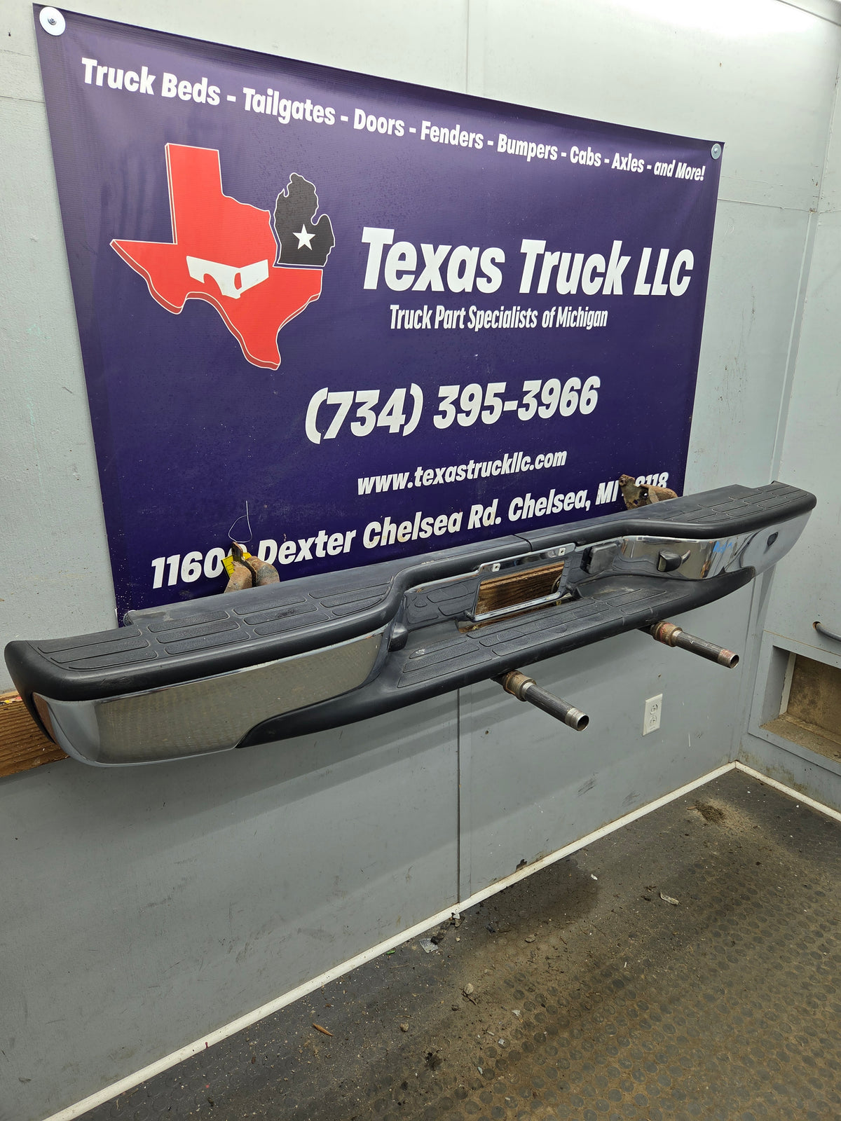 1999-2007 Chevrolet Silverado / GMC Sierra 1500 Rear Bumper