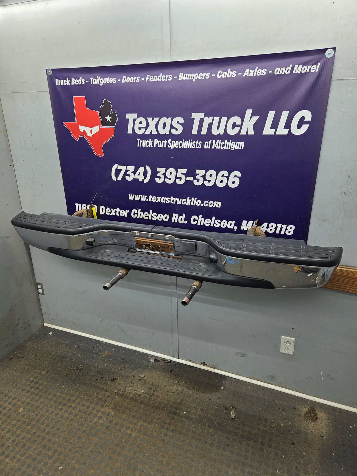1999-2007 Chevrolet Silverado / GMC Sierra 1500 Rear Bumper