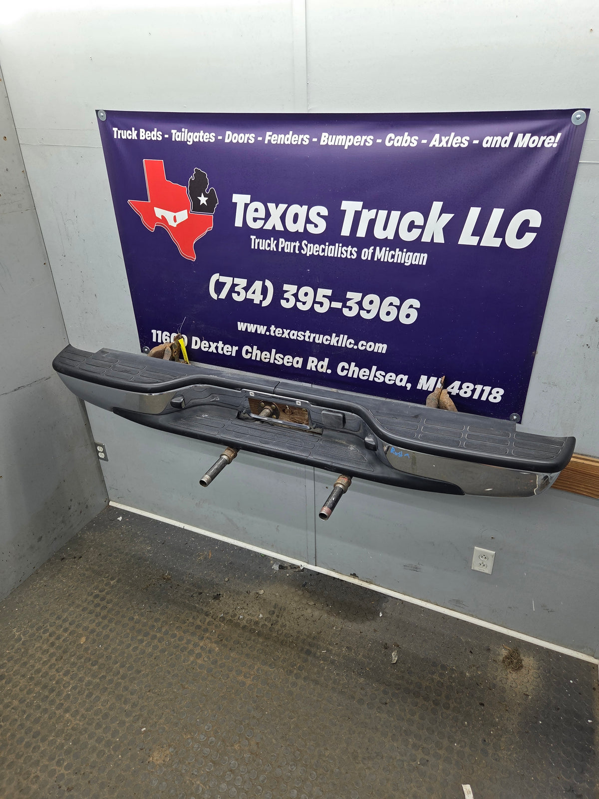 1999-2007 Chevrolet Silverado / GMC Sierra 1500 Rear Bumper