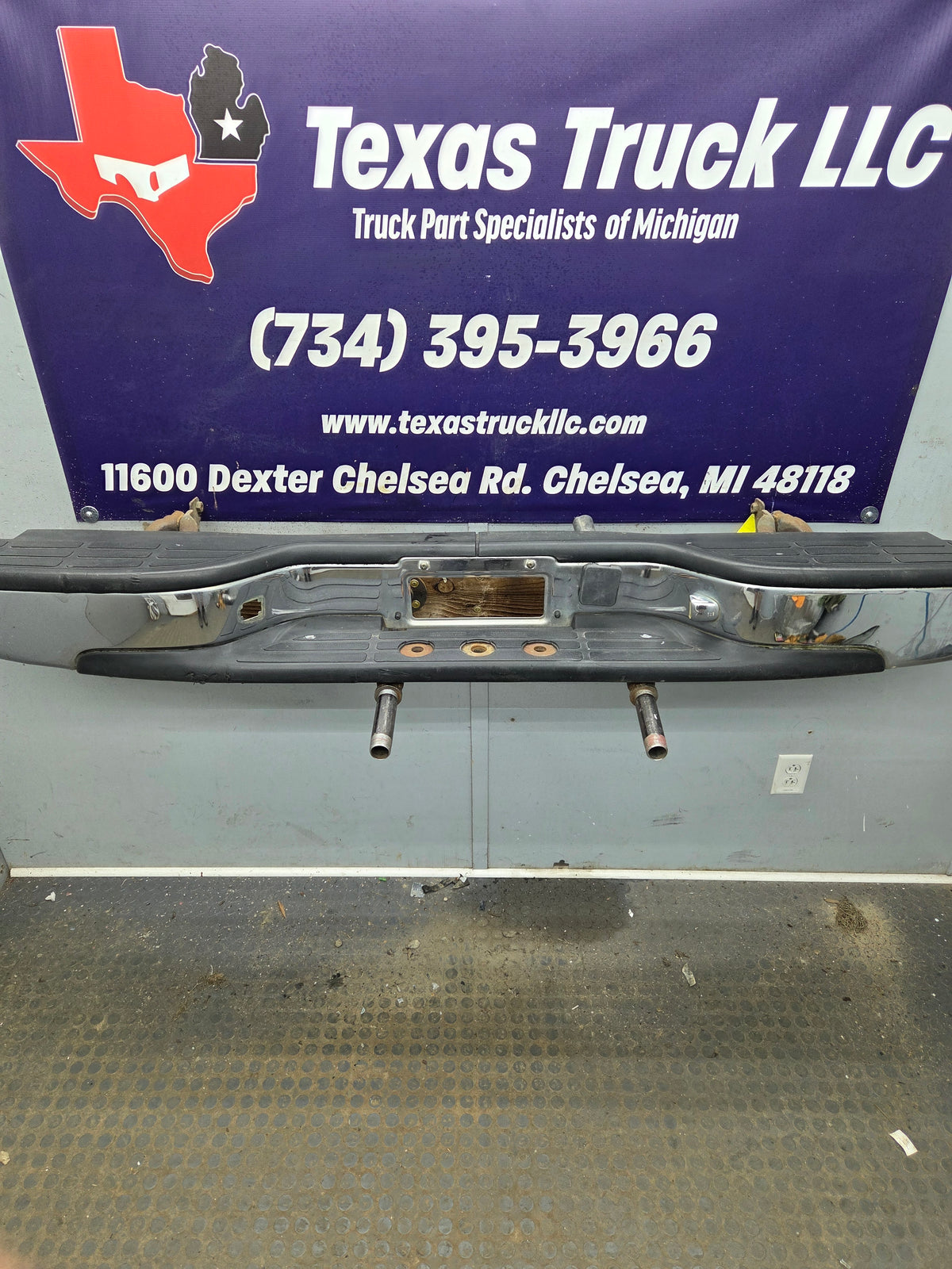 1999-2007 Chevrolet Silverado / GMC Sierra 1500 Rear Bumper